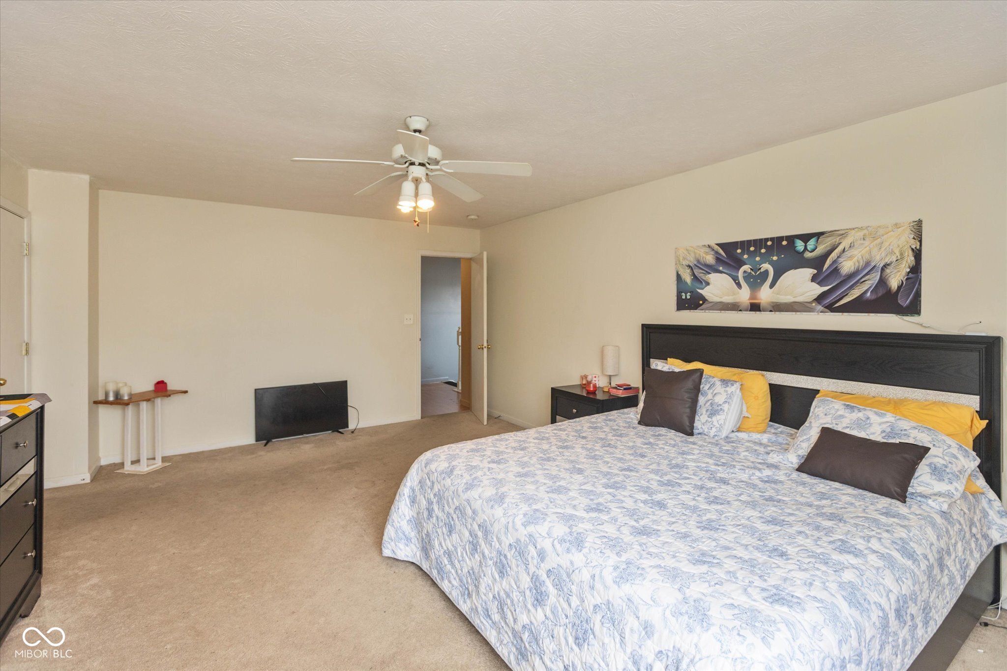 5527 Forest Ridge Court