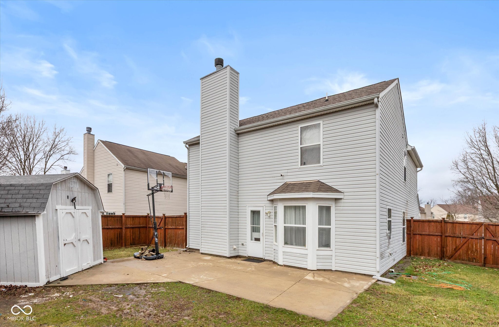 5527 Forest Ridge Court