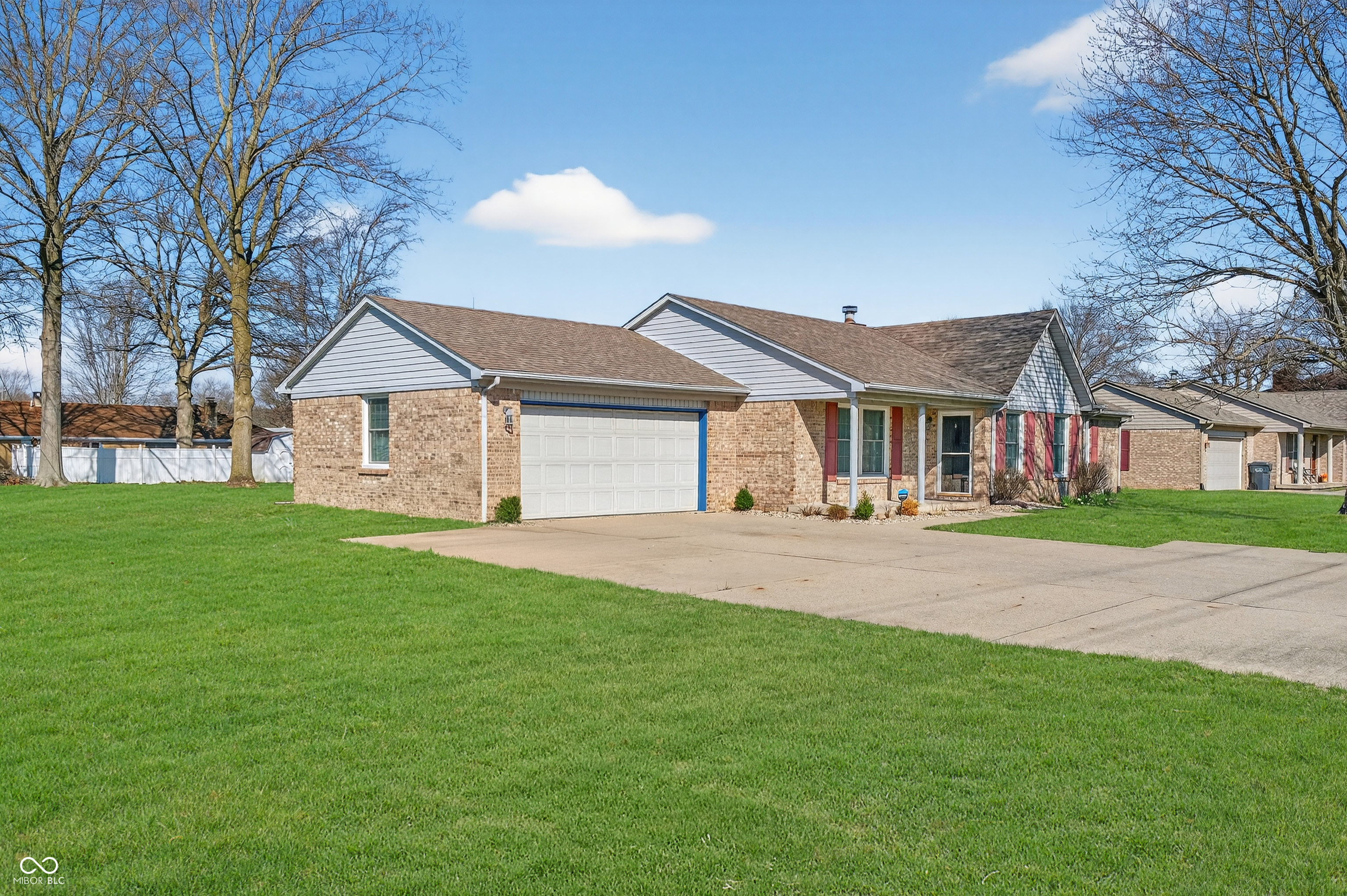1111 S Rangeline Road