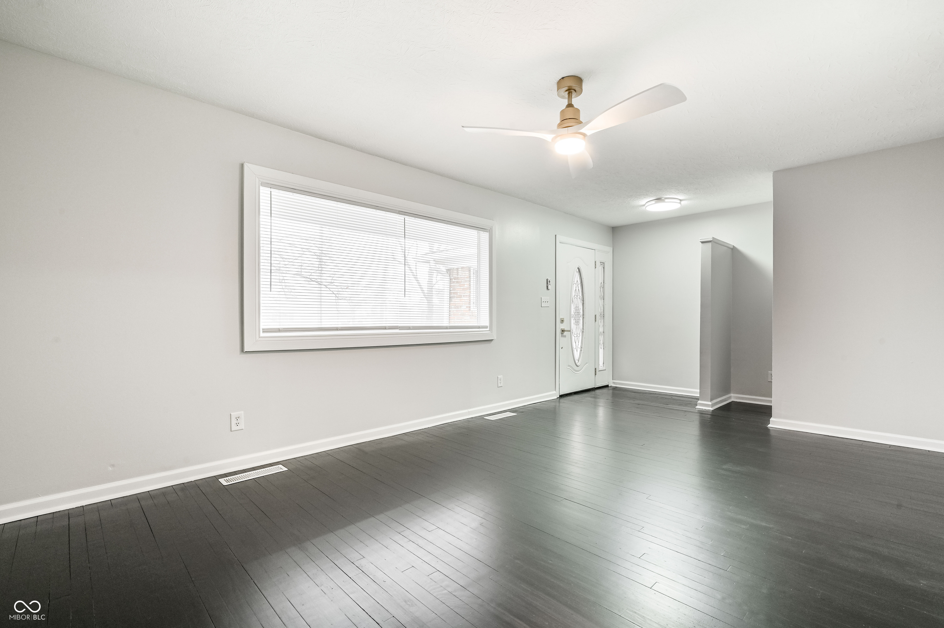 7527 E Raymond Street