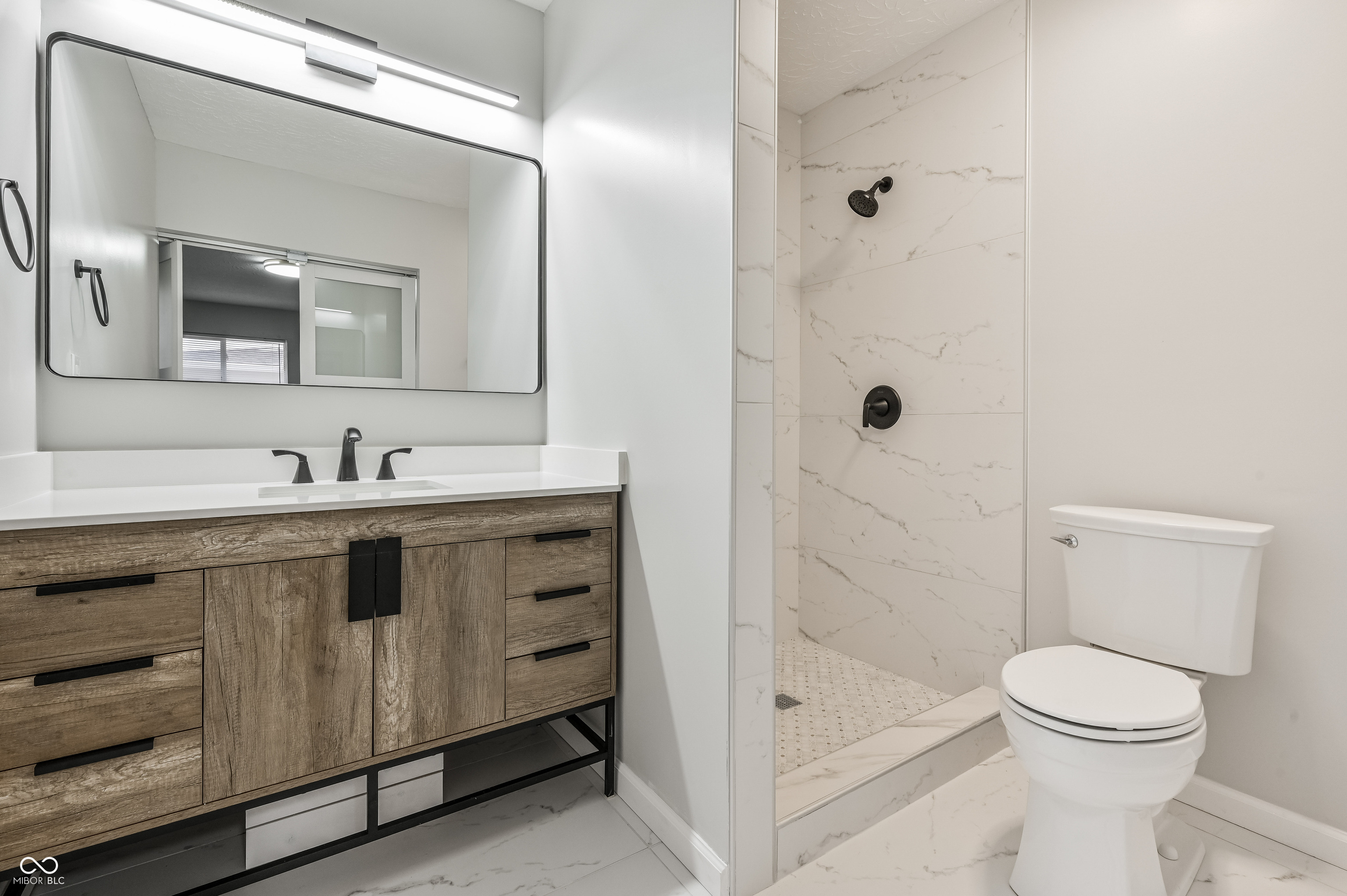 7527 E Raymond Street