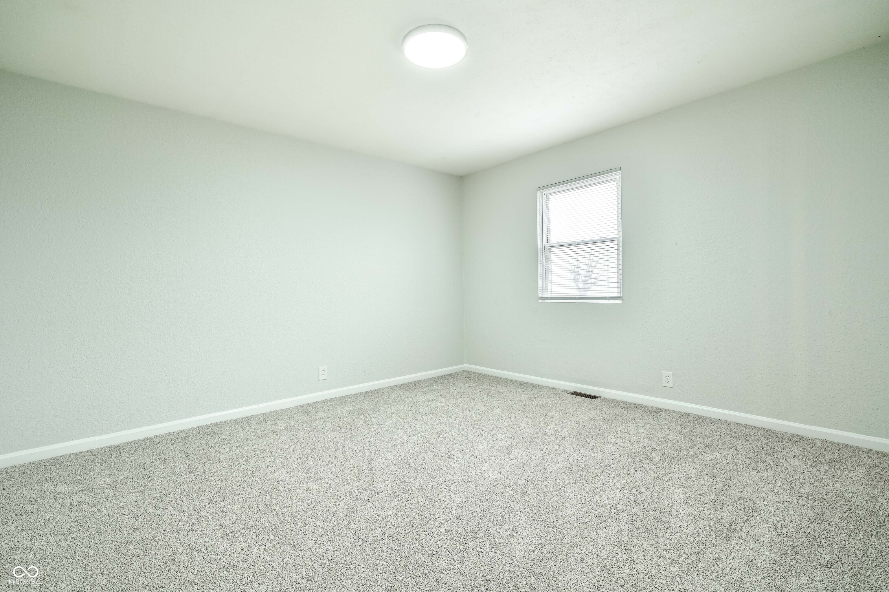 1516 Wellington Avenue