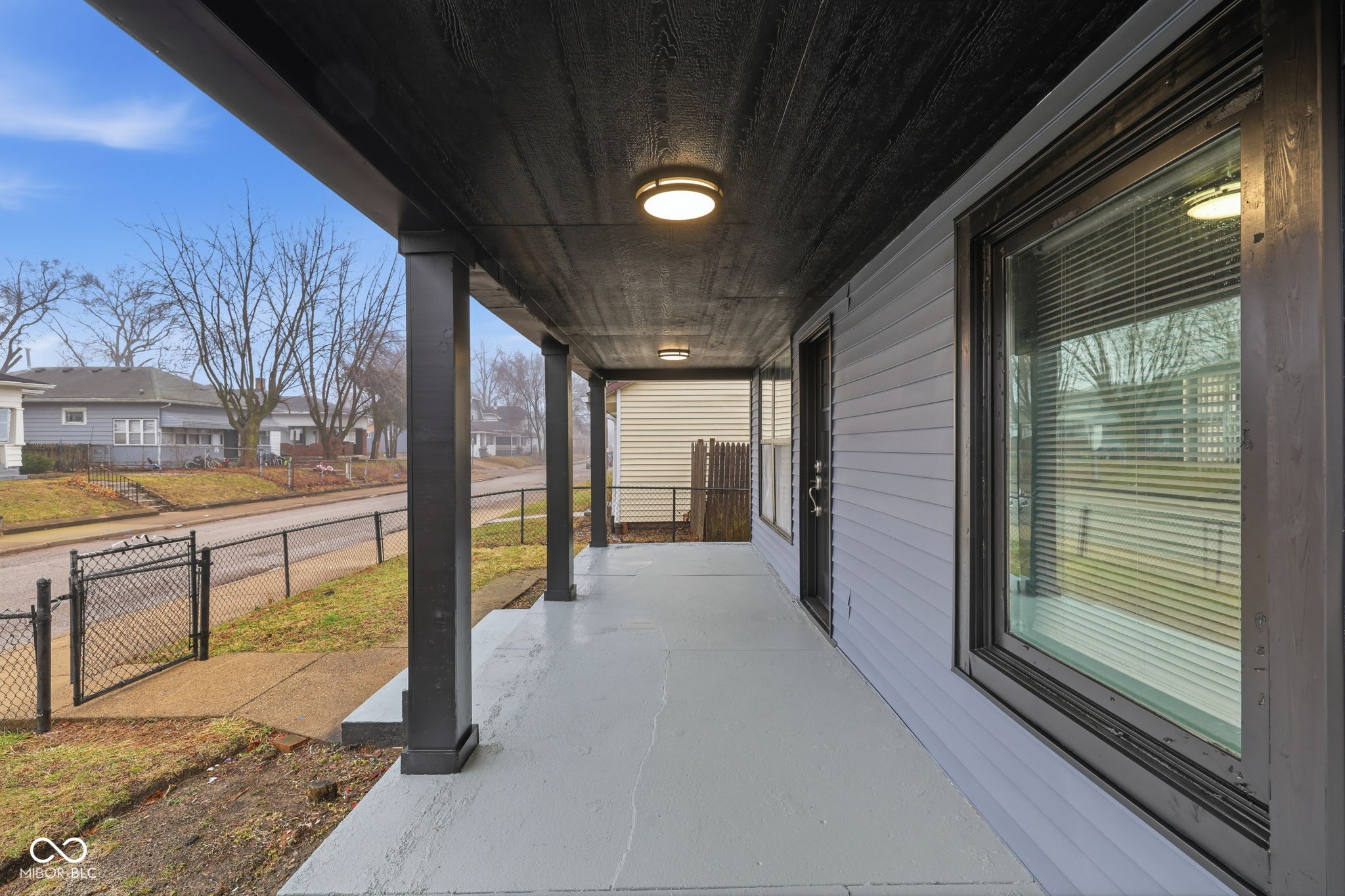 1114 N Mount Street
