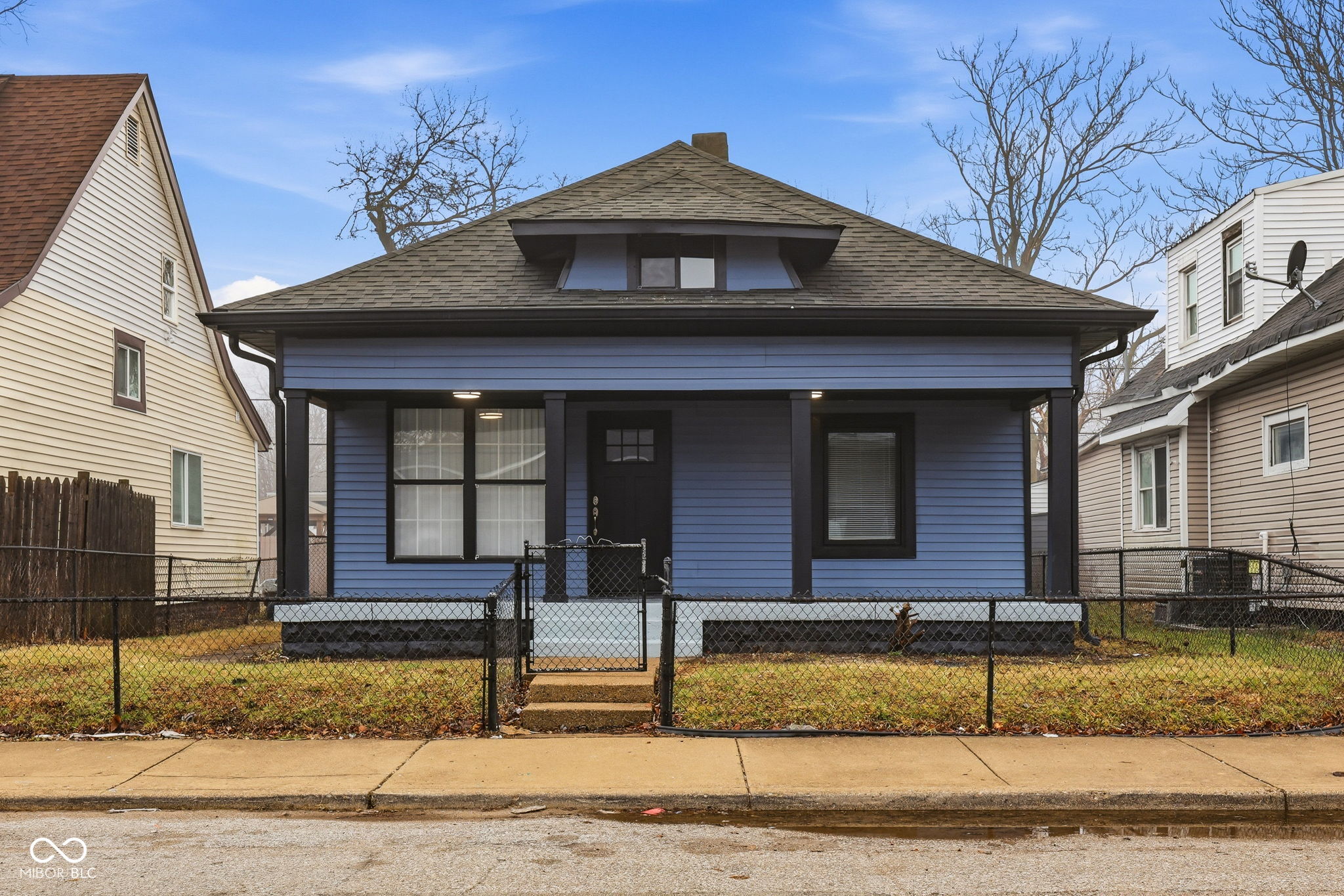 1114 N Mount Street
