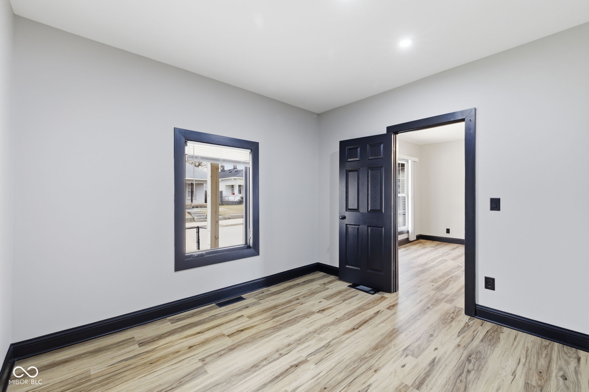 1114 N Mount Street