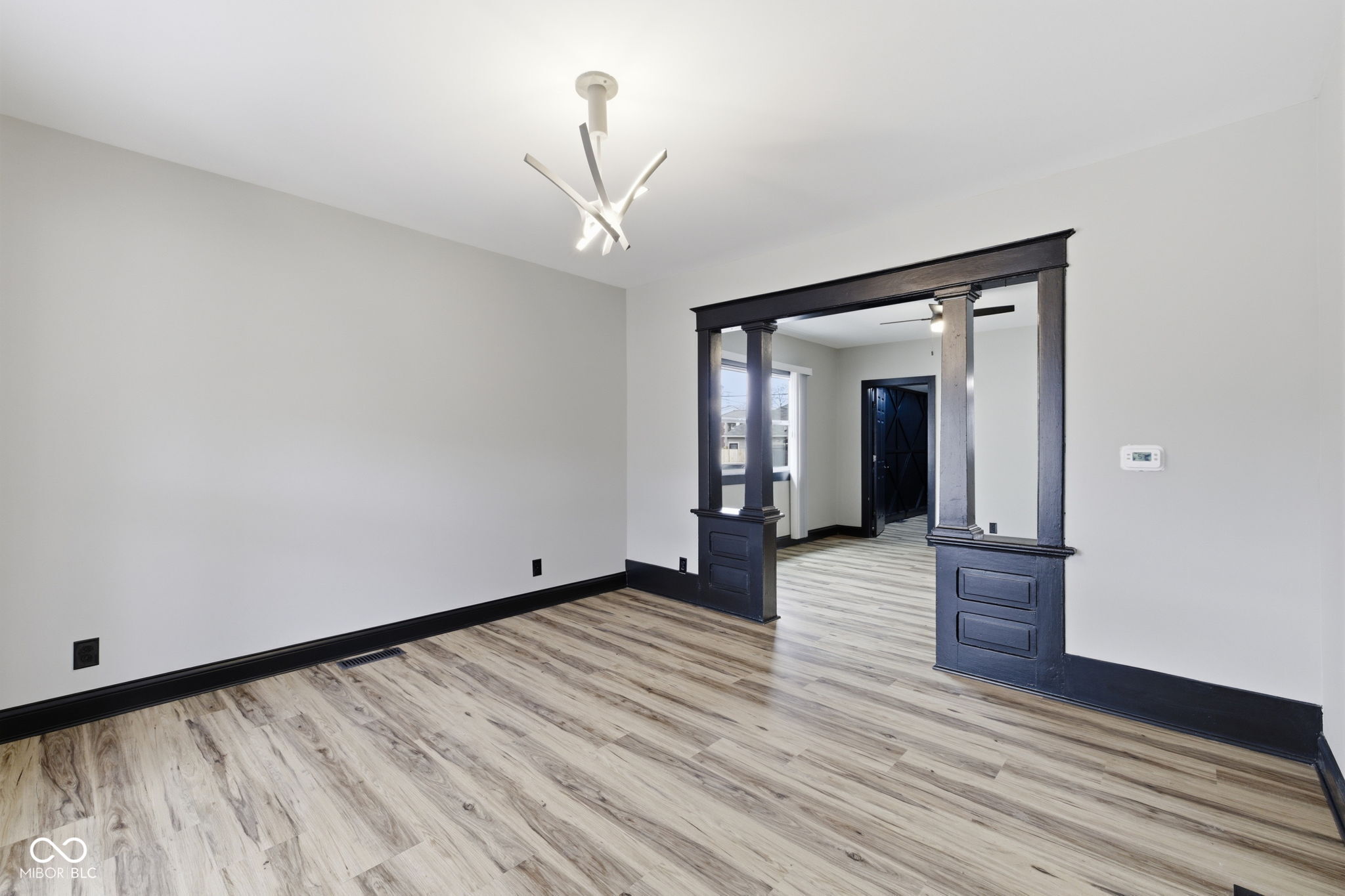 1114 N Mount Street