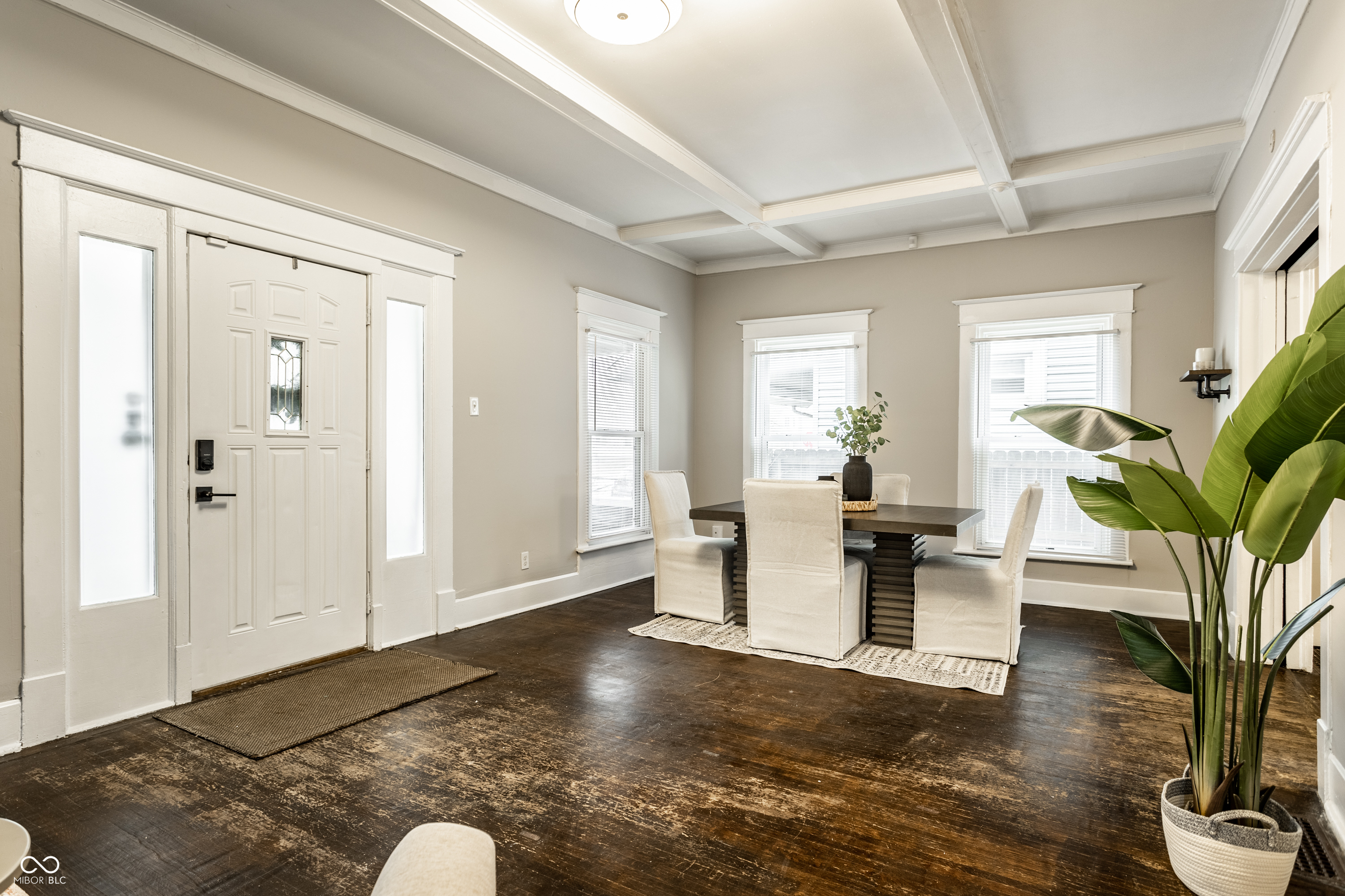 2910 N Delaware Street