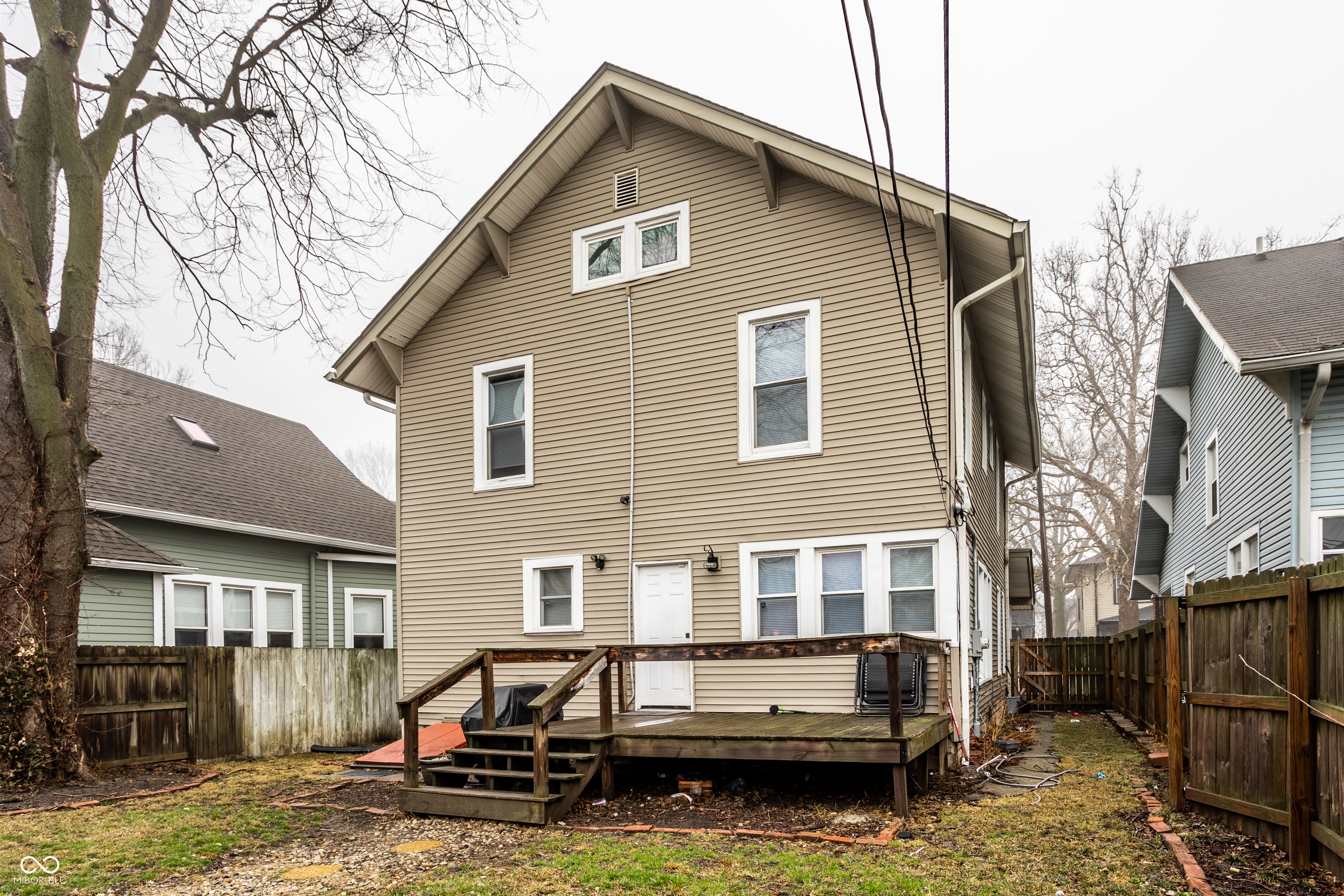 2910 N Delaware Street