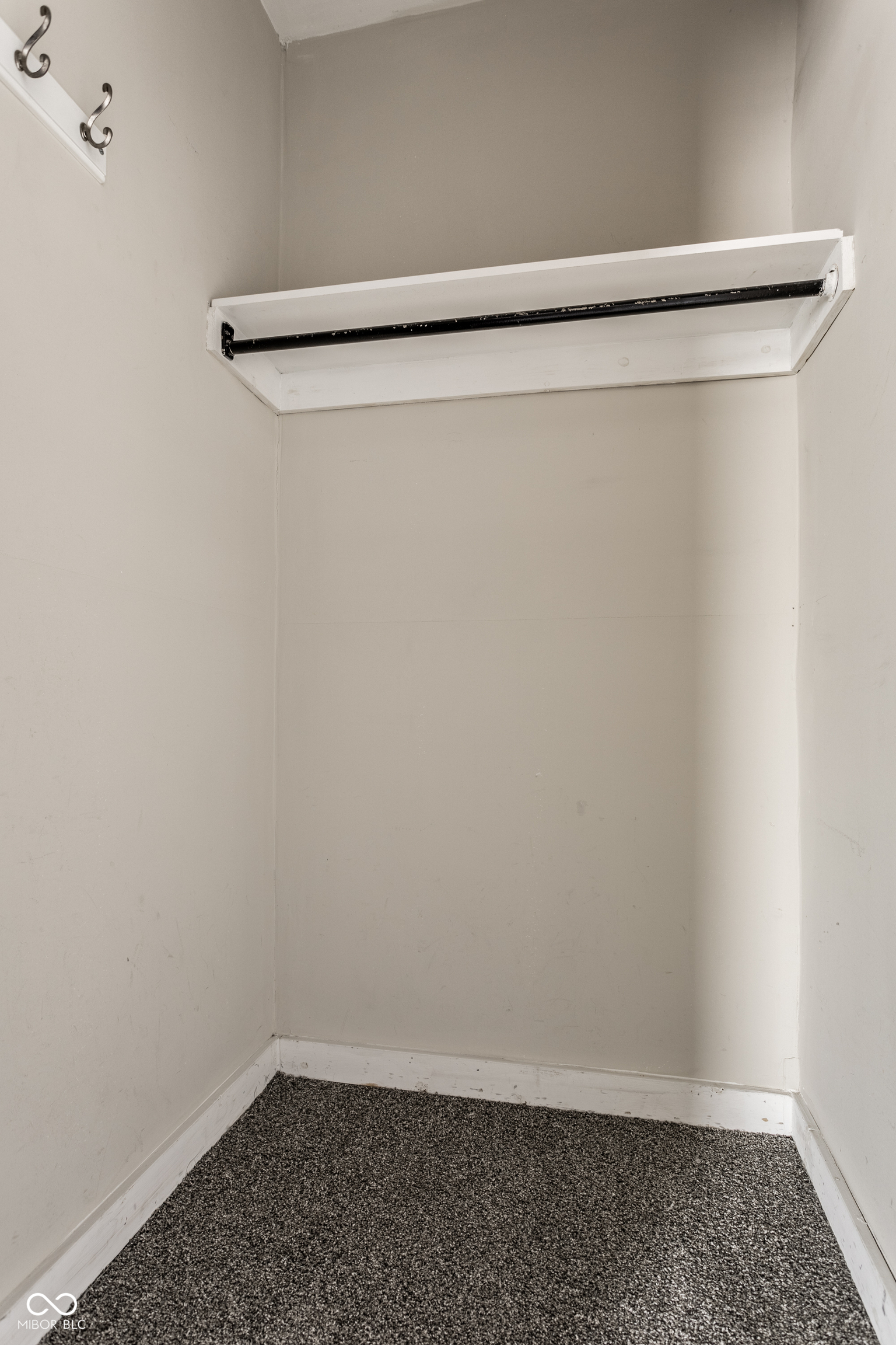 2910 N Delaware Street