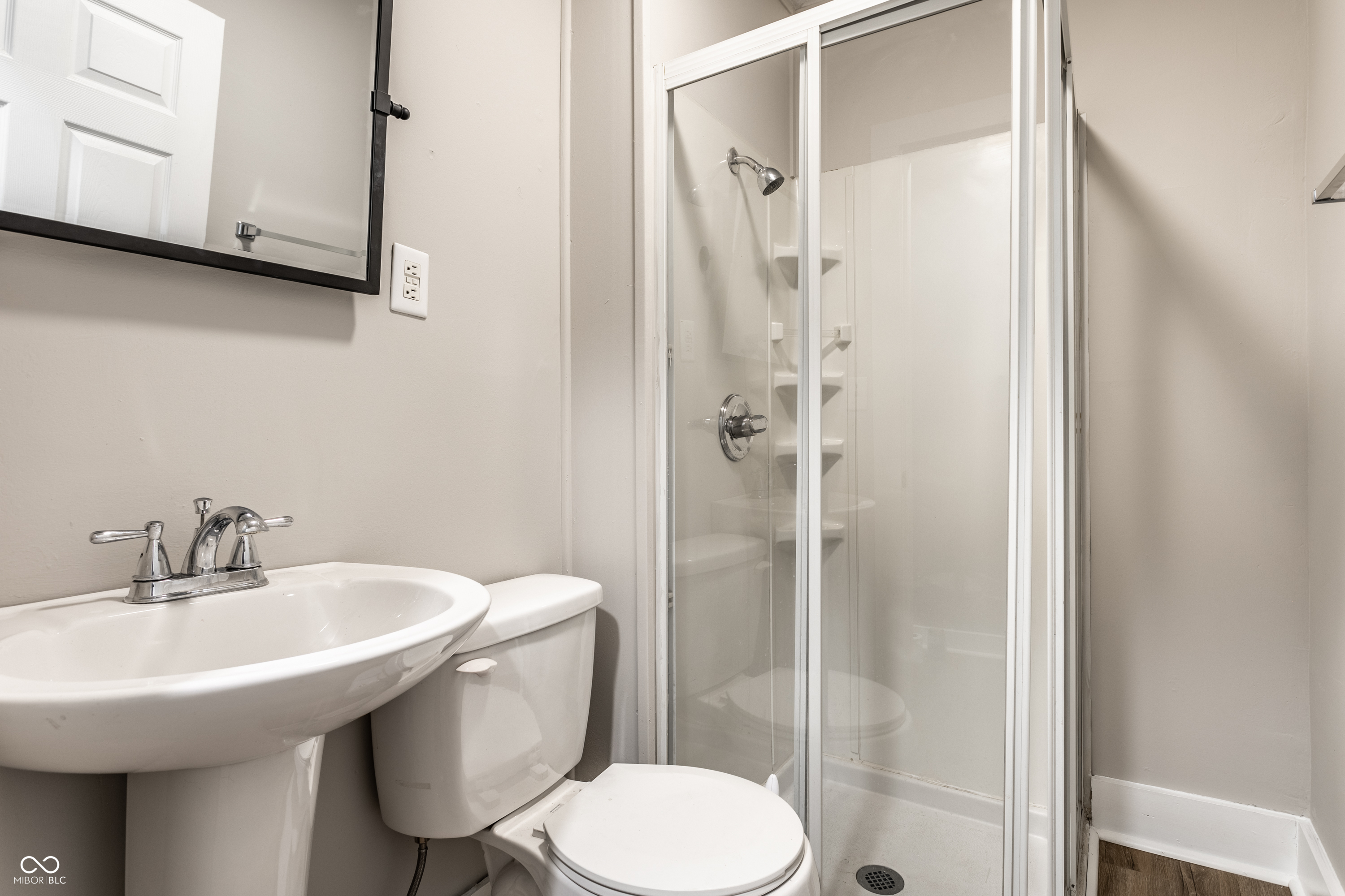 2910 N Delaware Street