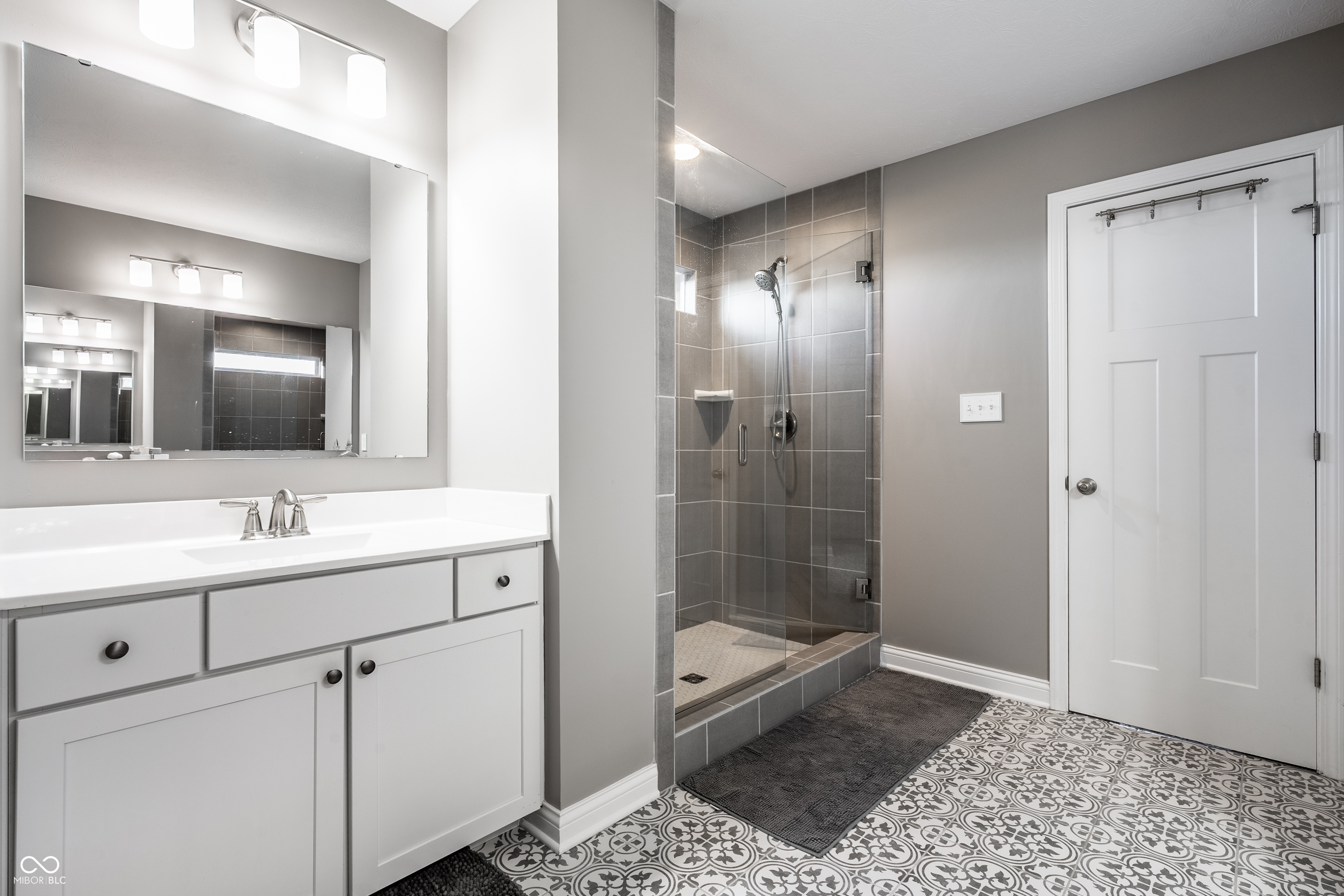 15802 Turntable Court