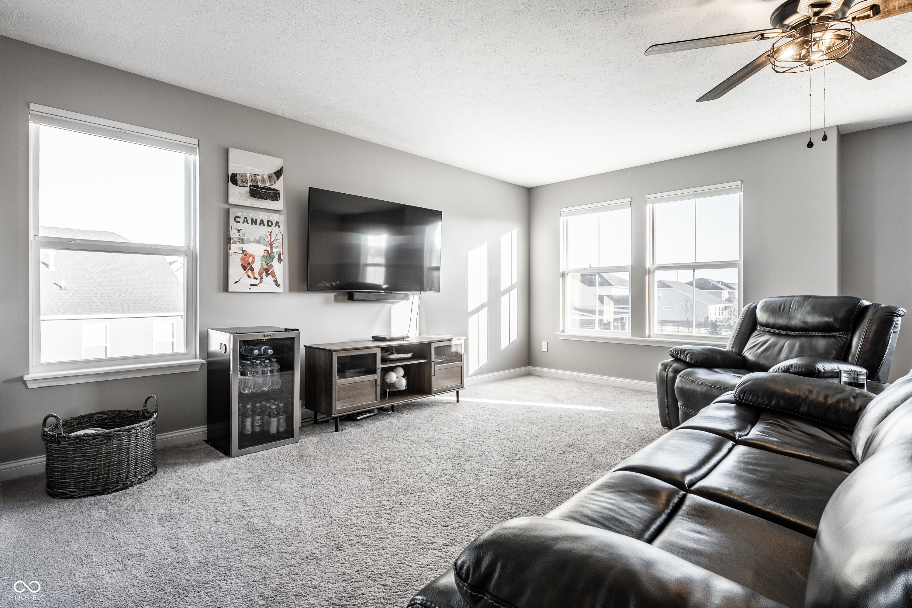 15802 Turntable Court
