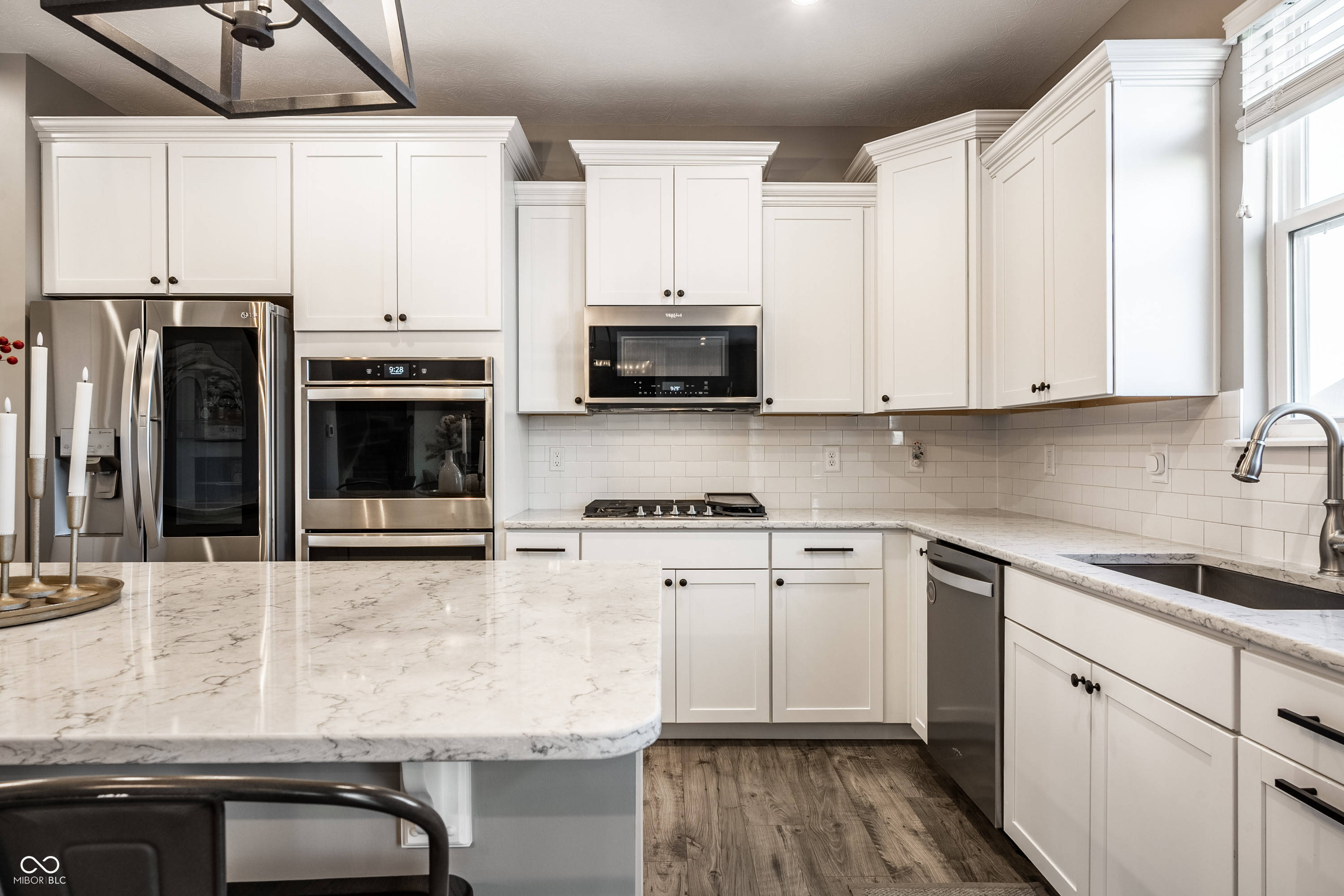 15802 Turntable Court