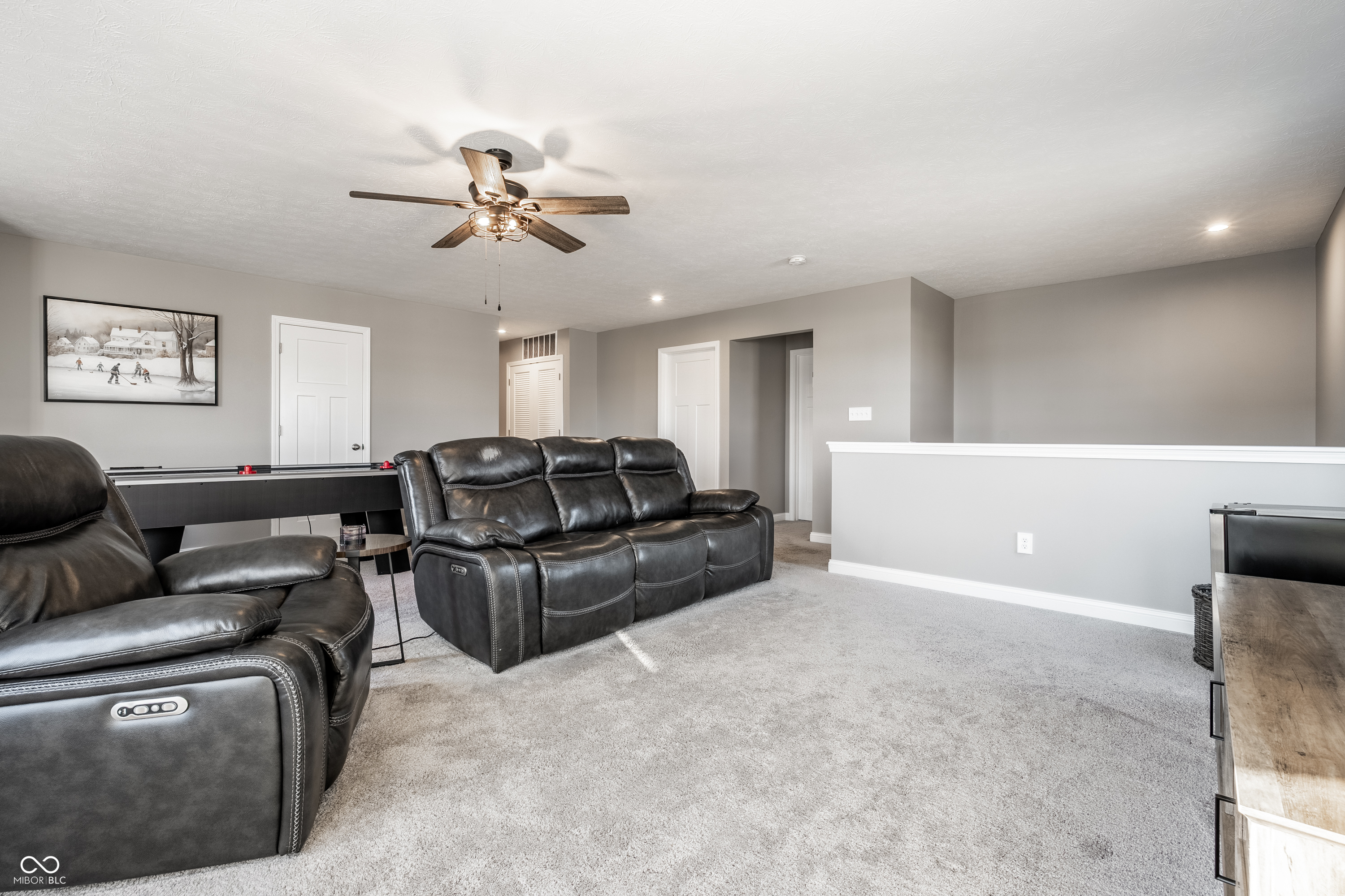 15802 Turntable Court