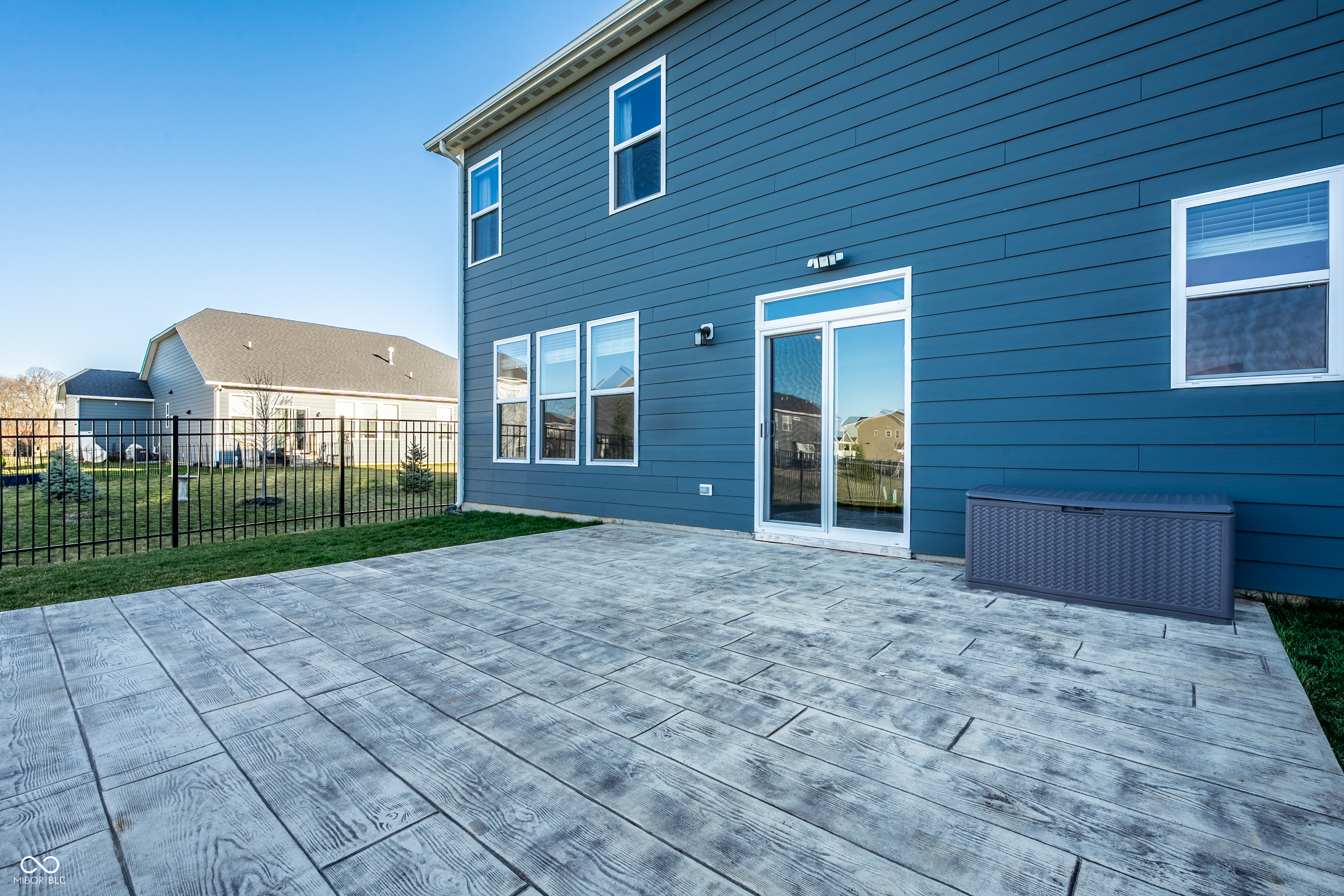 15802 Turntable Court