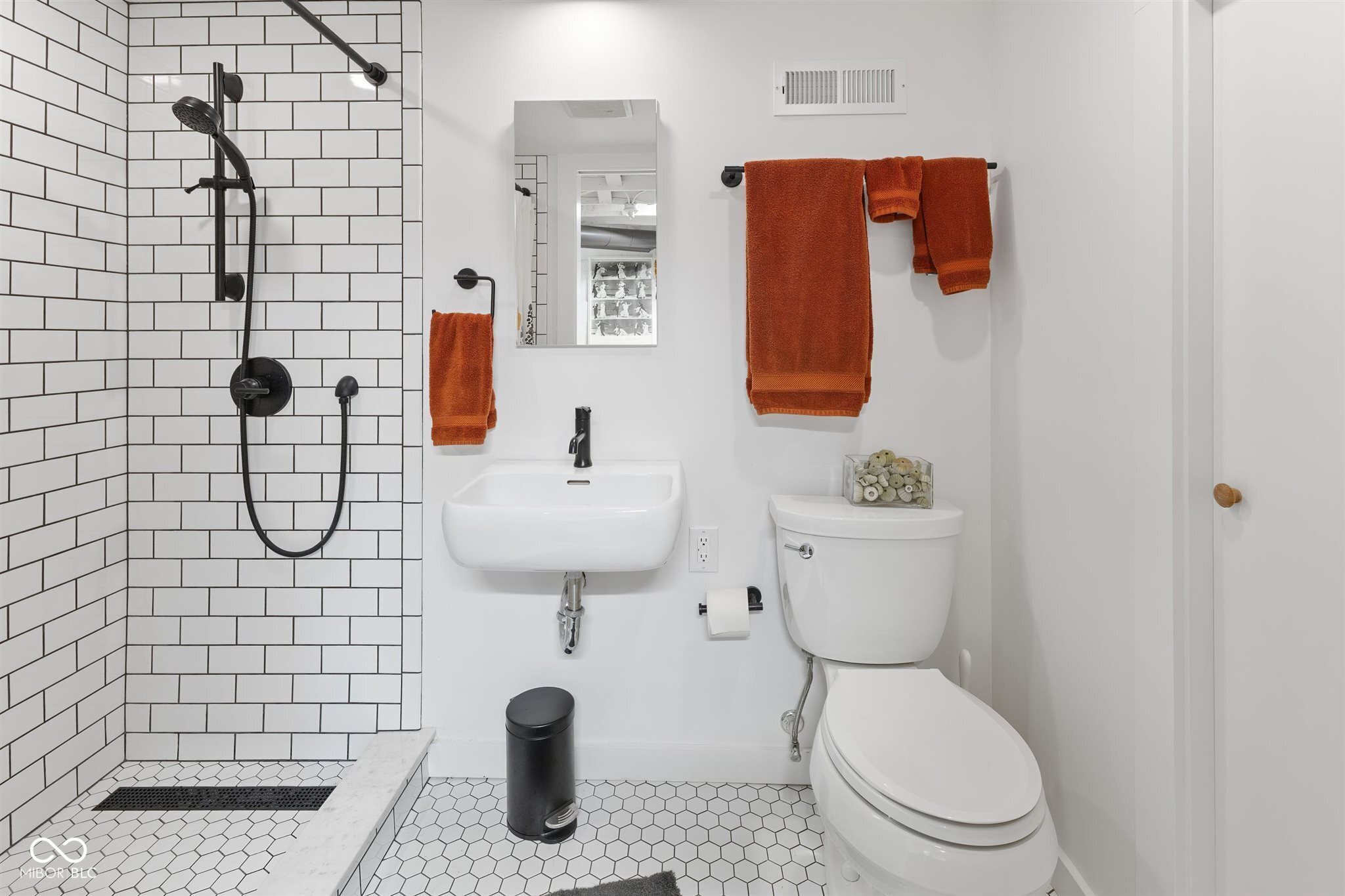 820 W 54th Street