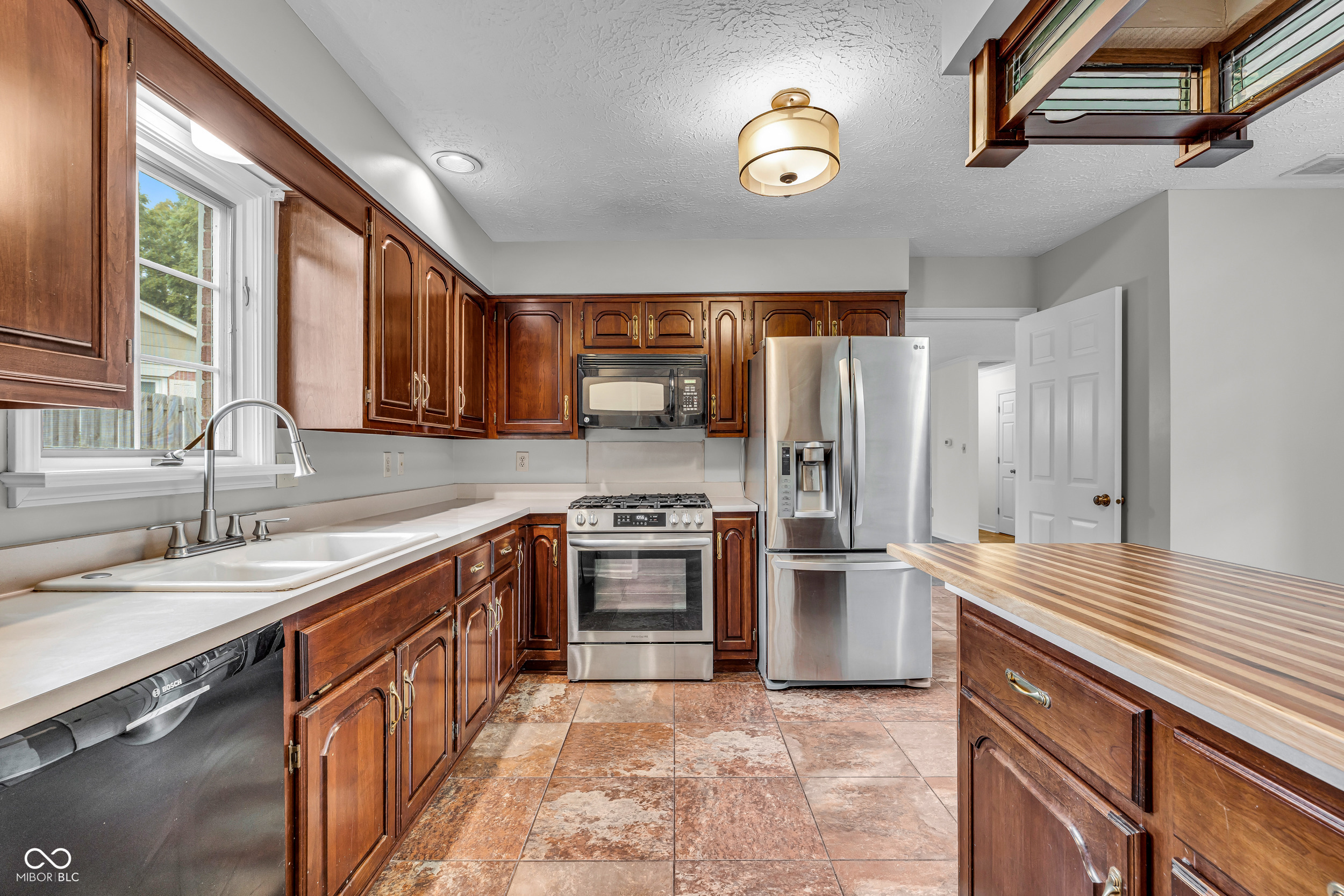 5228 Greenwillow Road