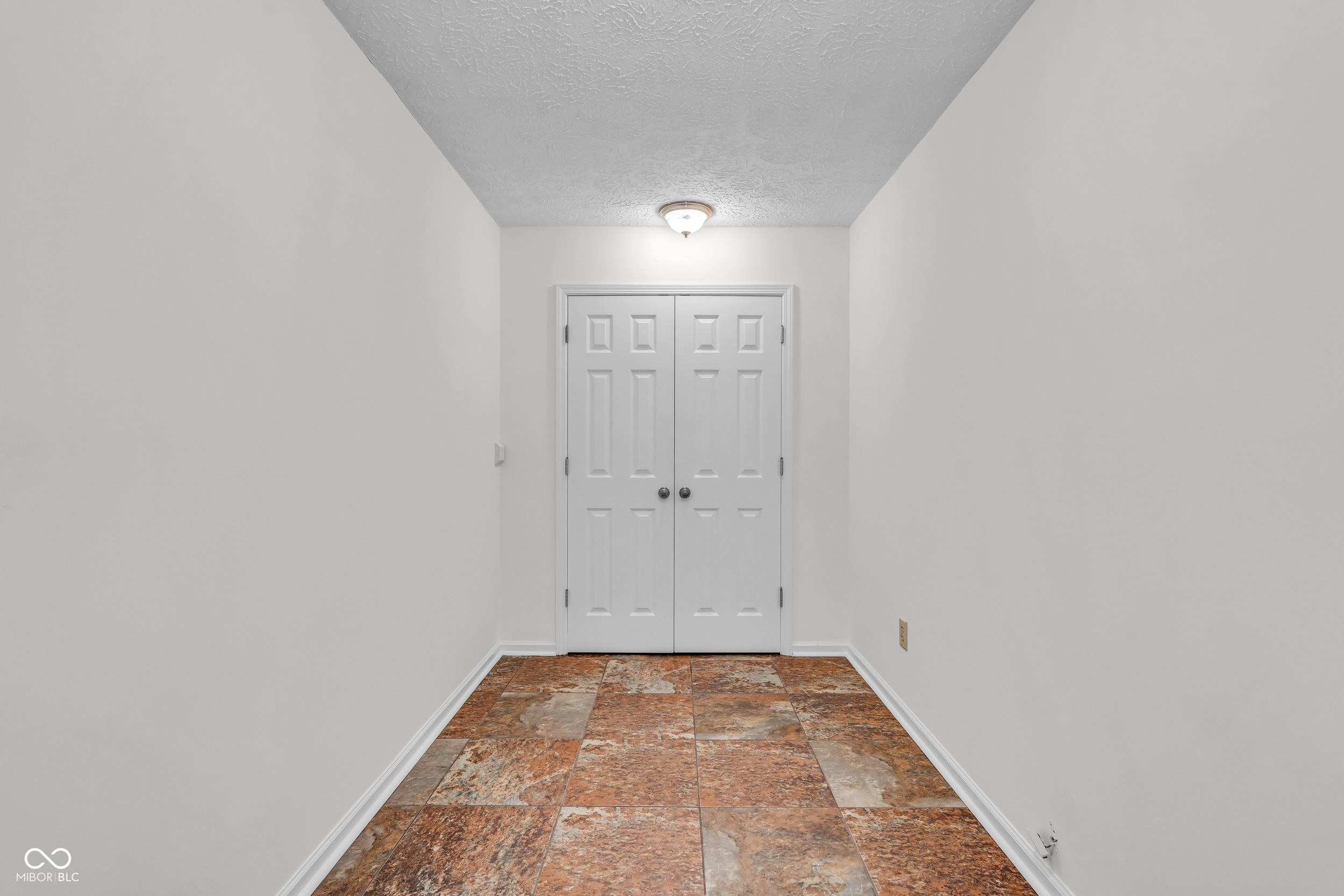 5228 Greenwillow Road