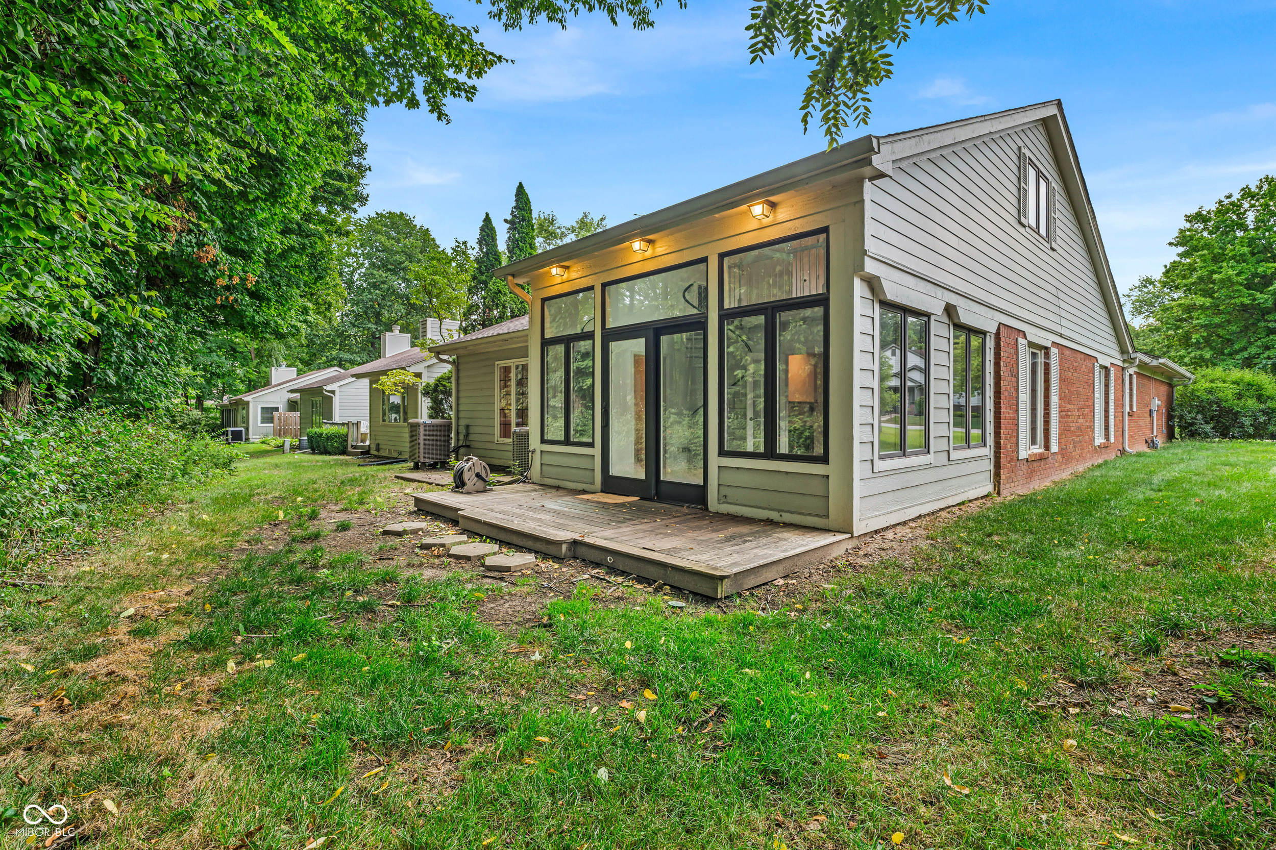 5228 Greenwillow Road