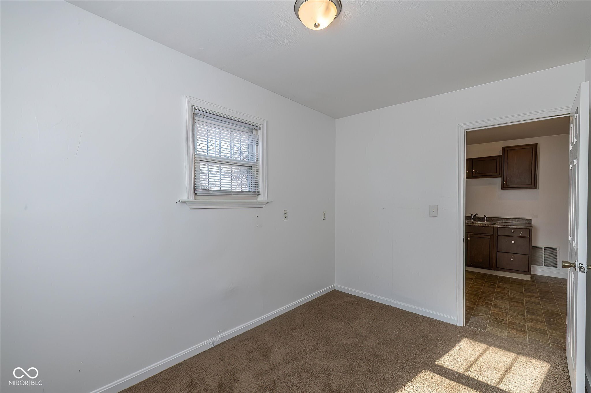 4534 Norwaldo Avenue