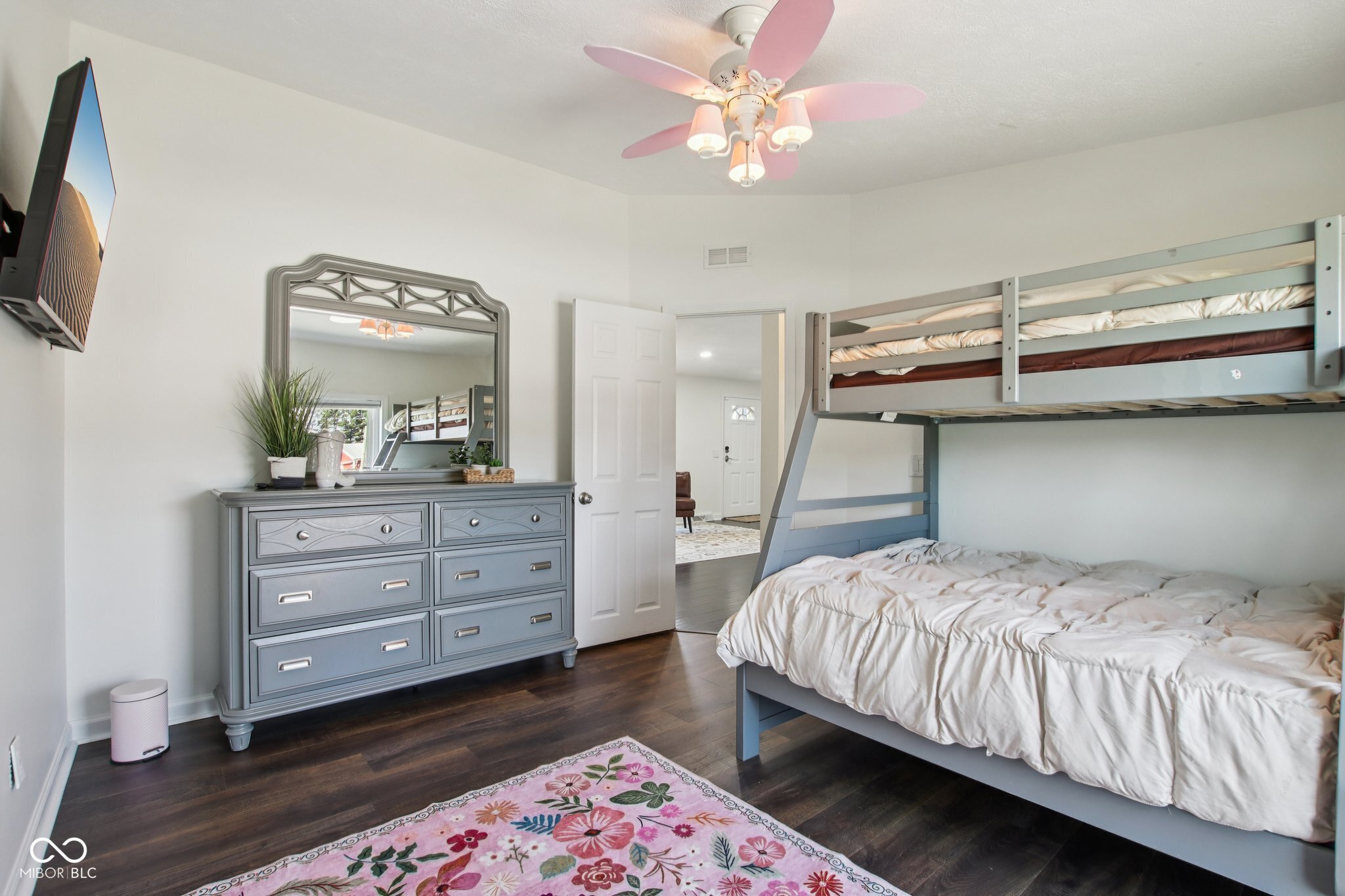 7135 N County Road 300 W