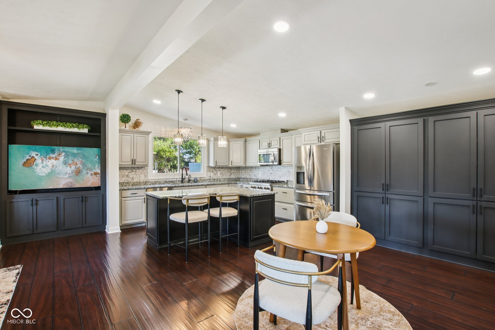 7135 N County Road 300 W