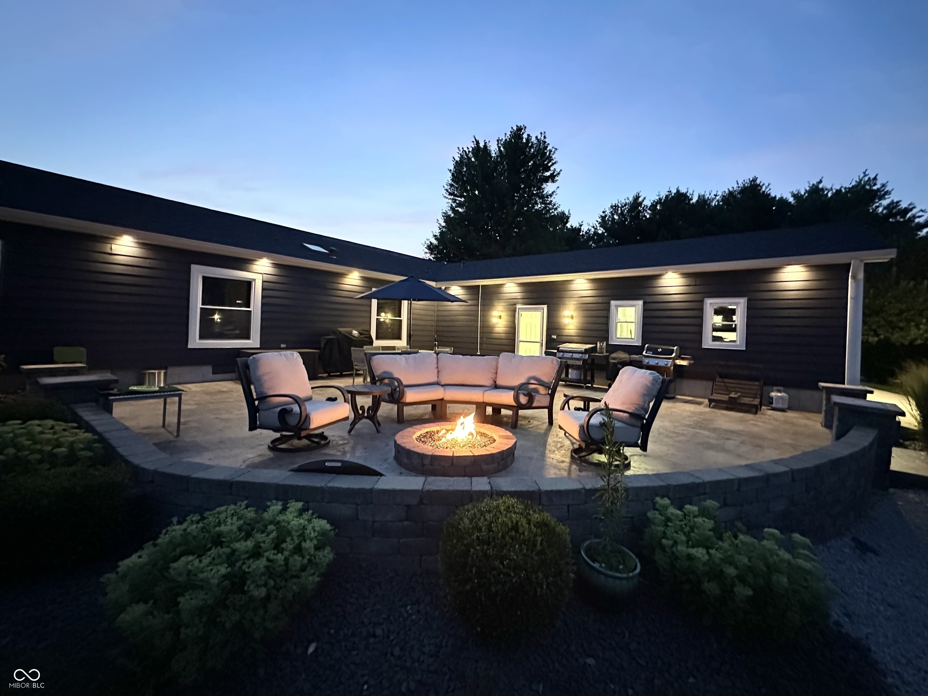 7135 N County Road 300 W