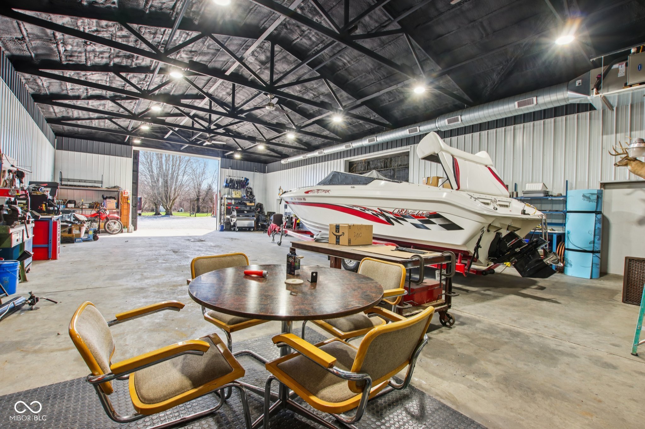 7135 N County Road 300 W