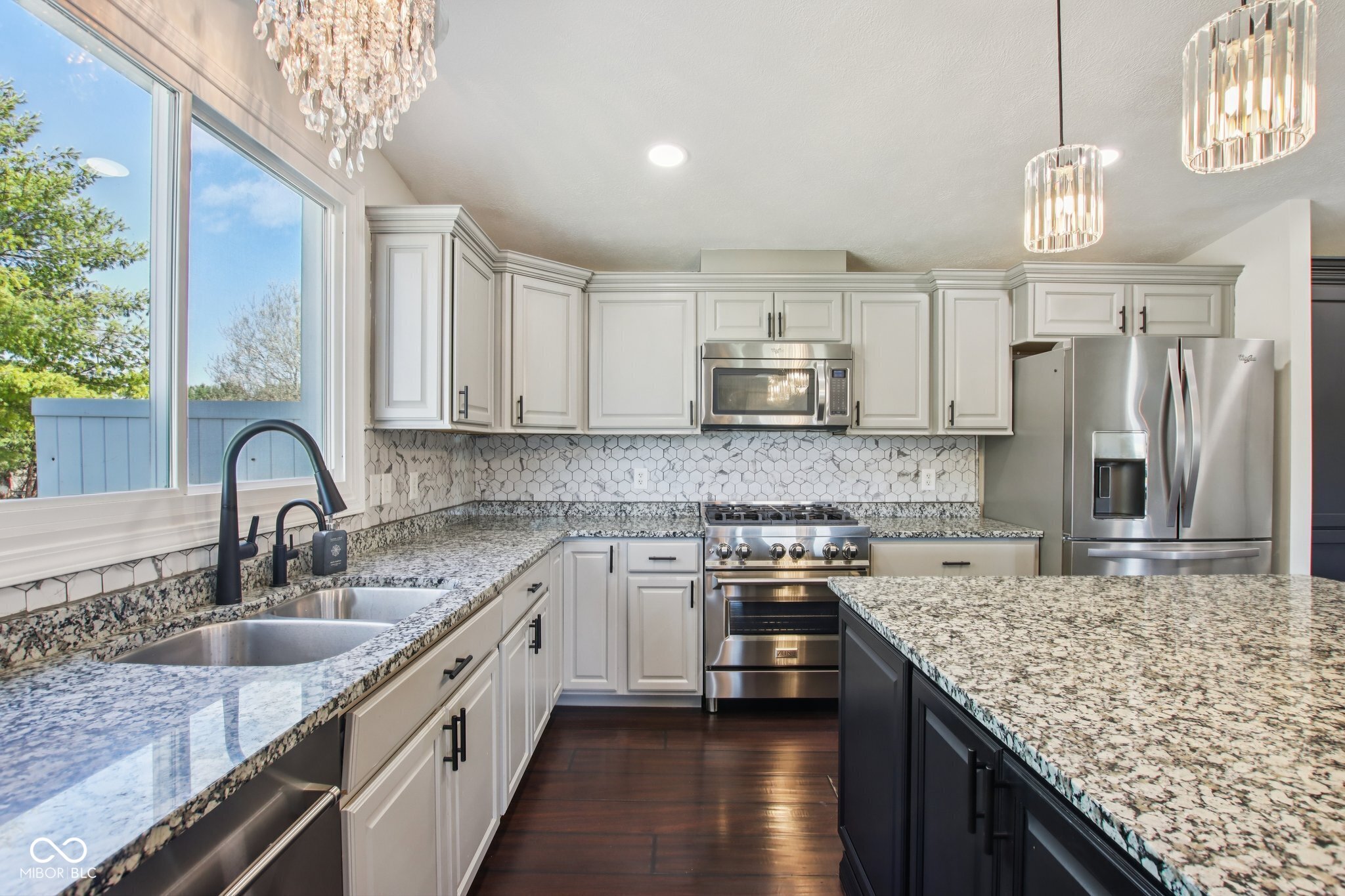 7135 N County Road 300 W