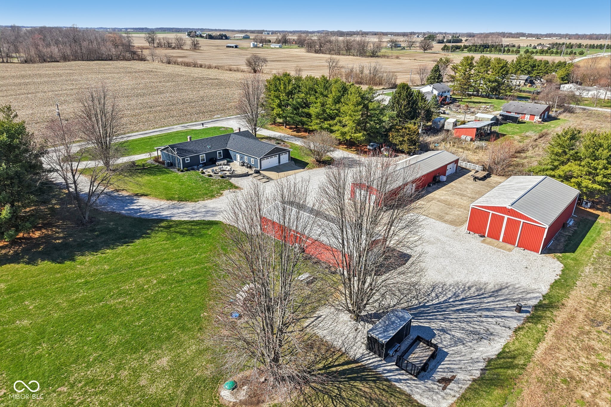 7135 N County Road 300 W