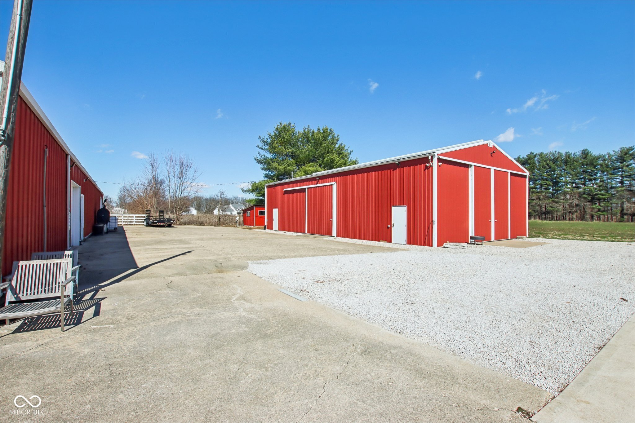 7135 N County Road 300 W