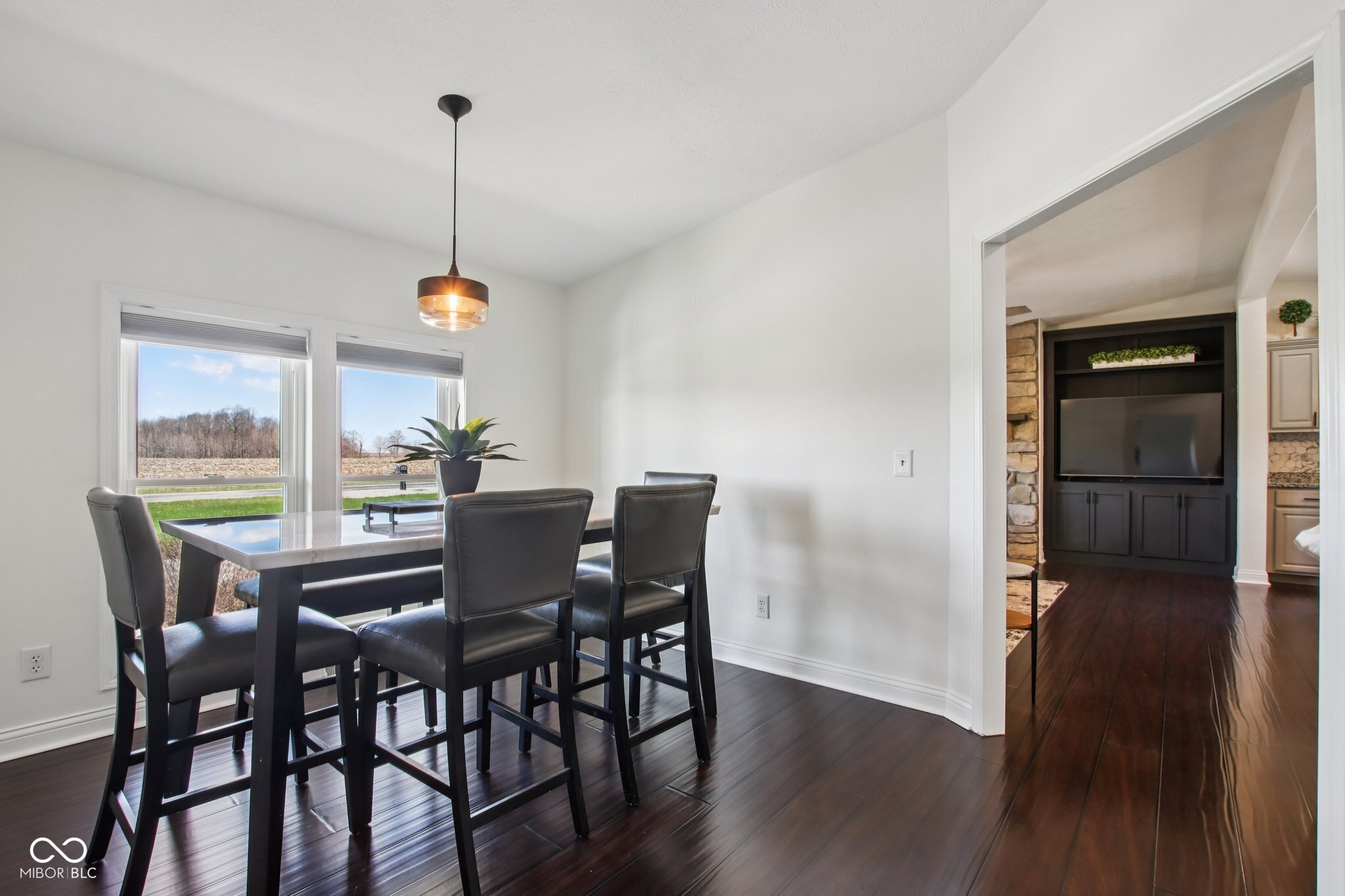 7135 N County Road 300 W