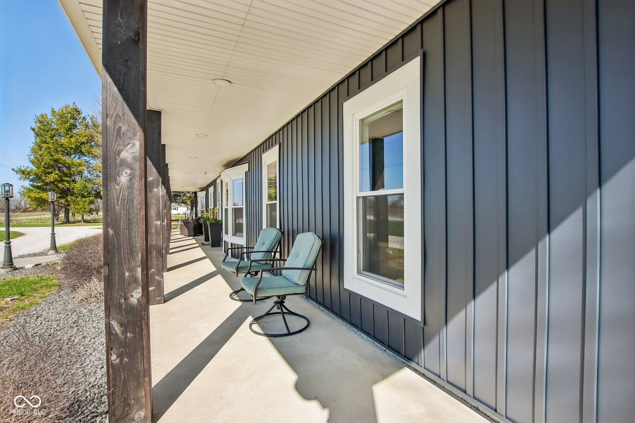 7135 N County Road 300 W