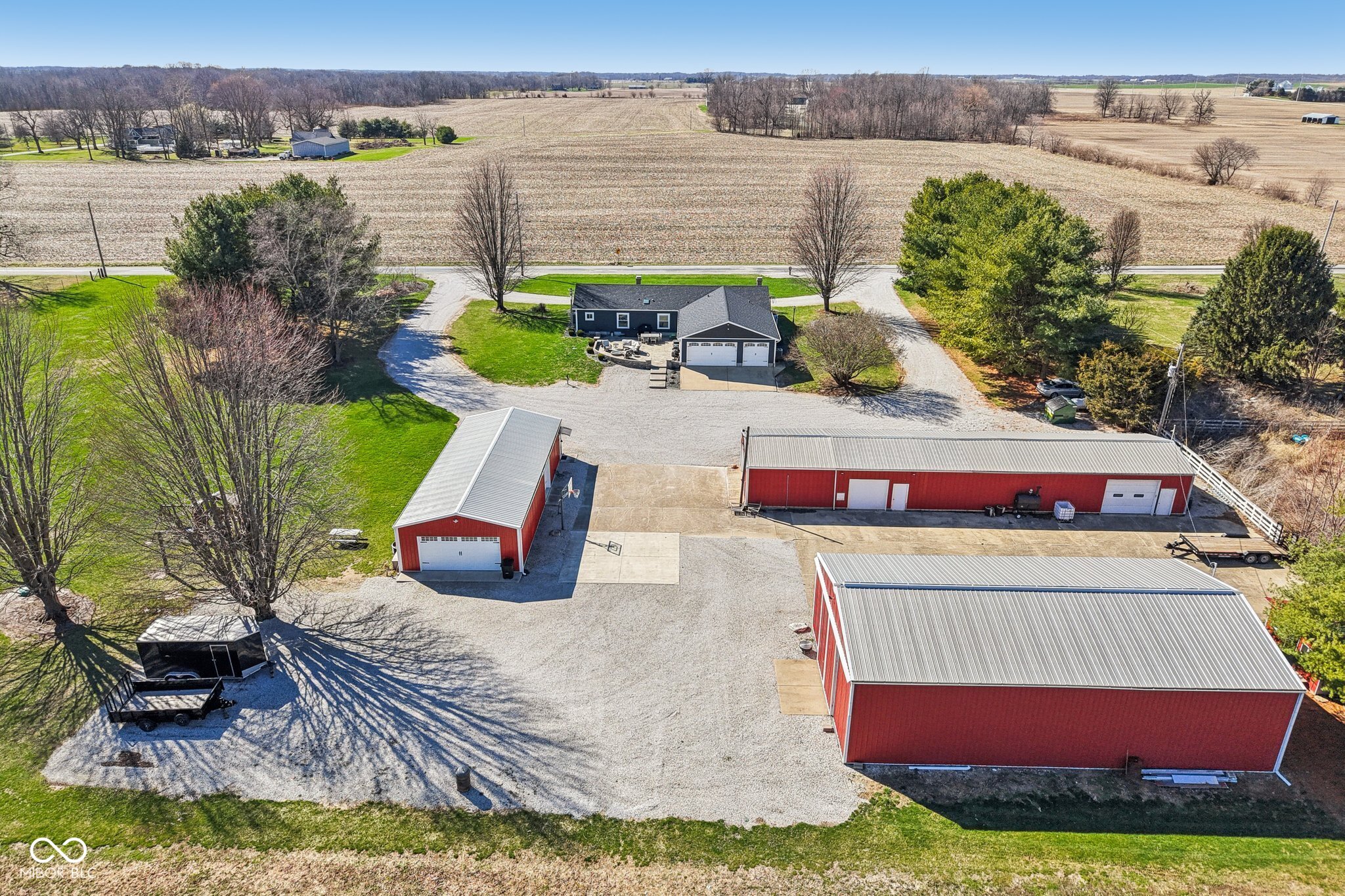 7135 N County Road 300 W