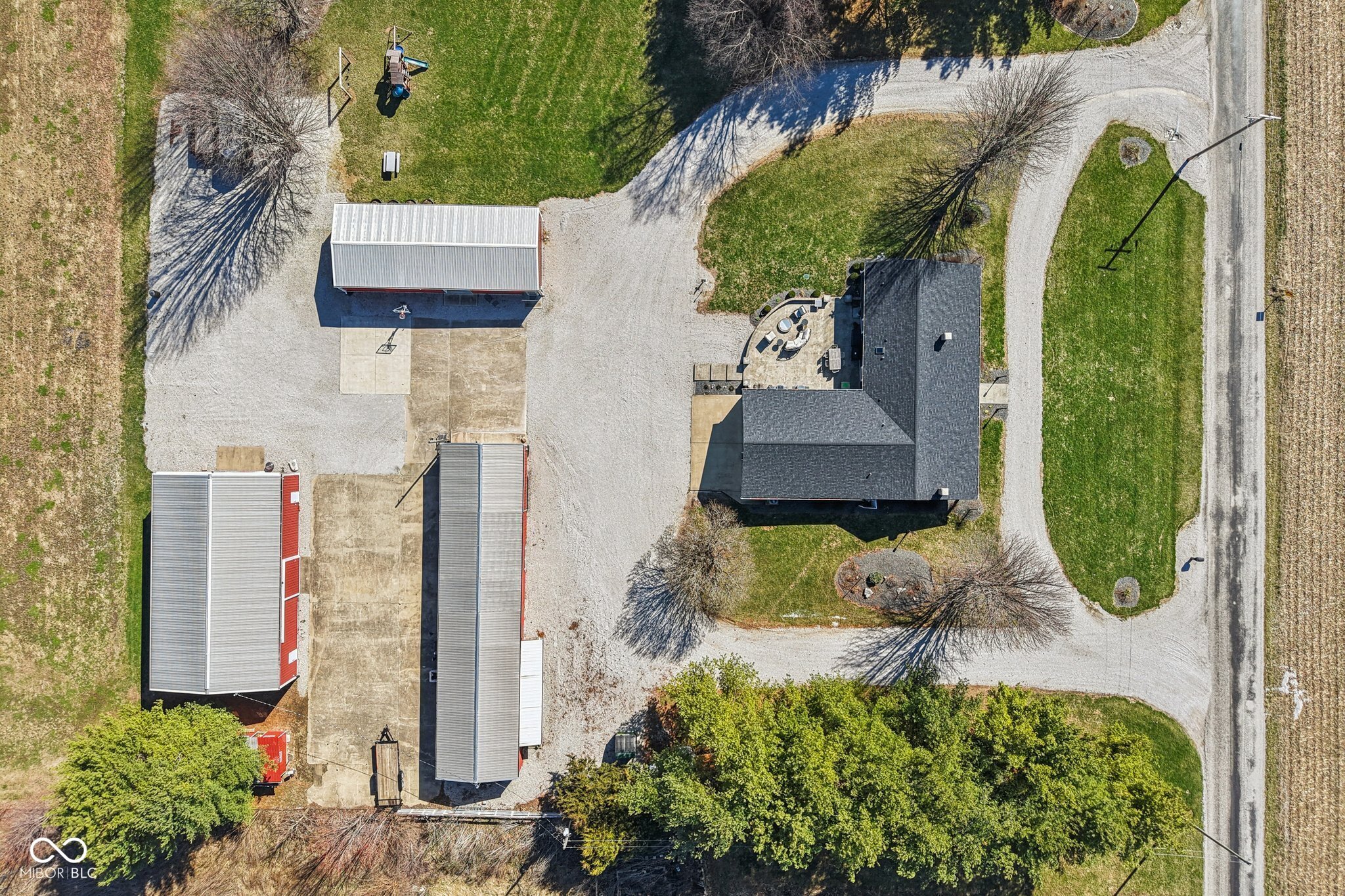 7135 N County Road 300 W