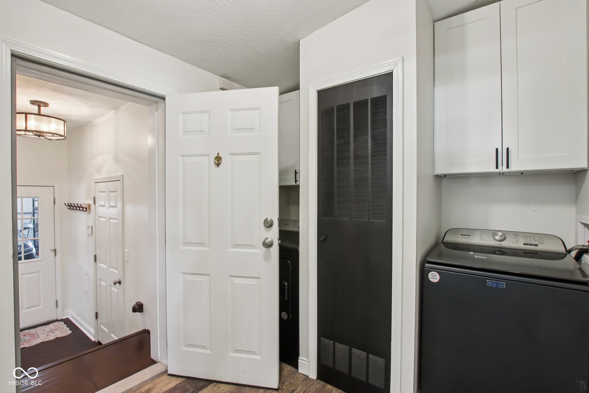 7135 N County Road 300 W