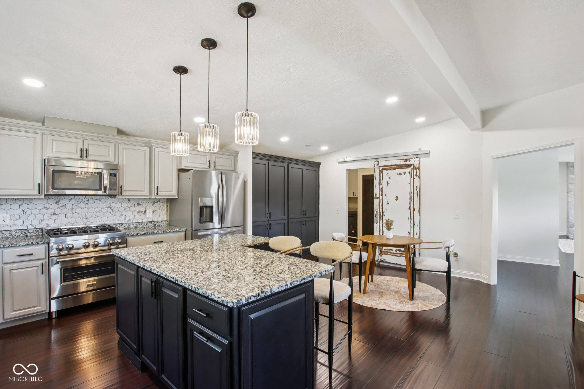 7135 N County Road 300 W