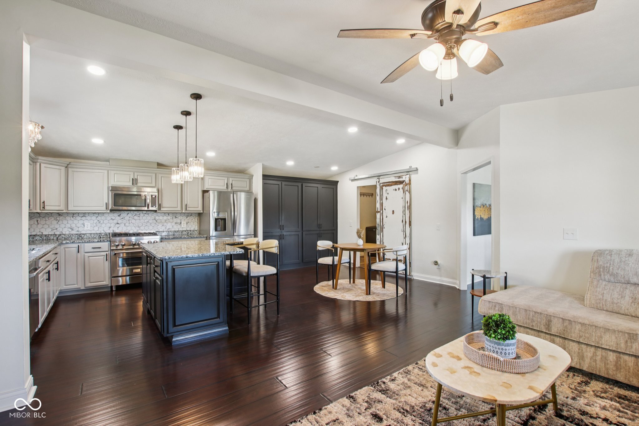 7135 N County Road 300 W