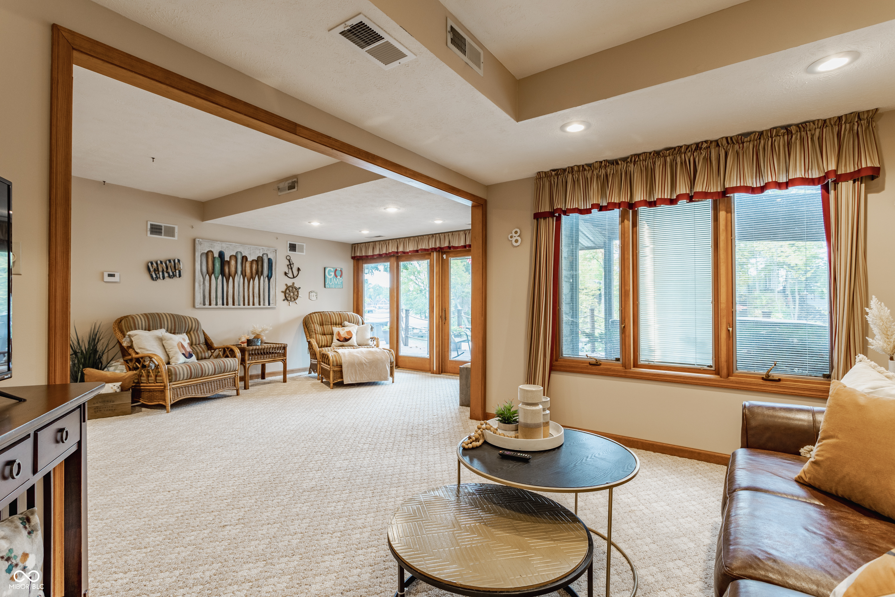 709 Pleasant Point Circle