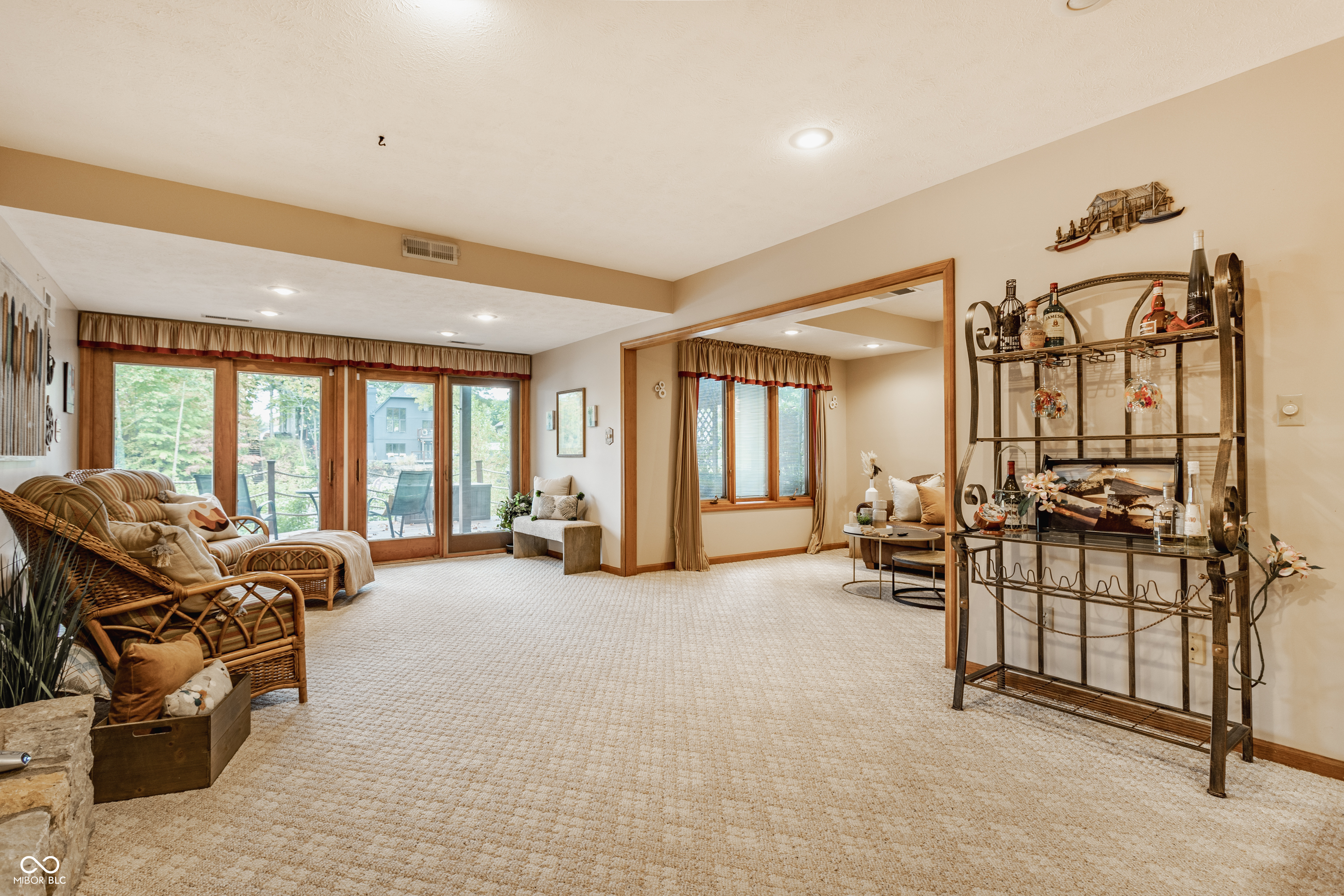 709 Pleasant Point Circle