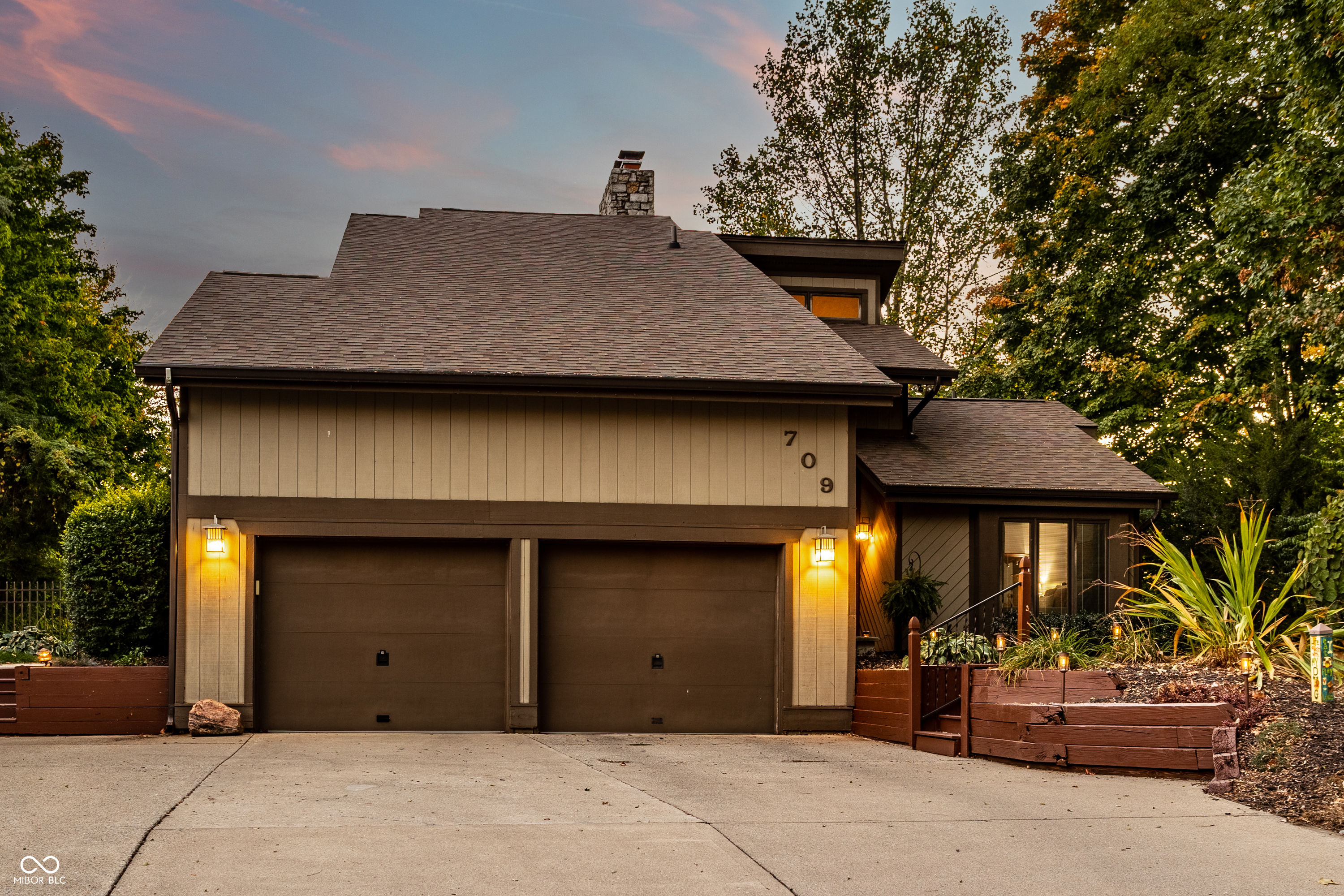 709 Pleasant Point Circle