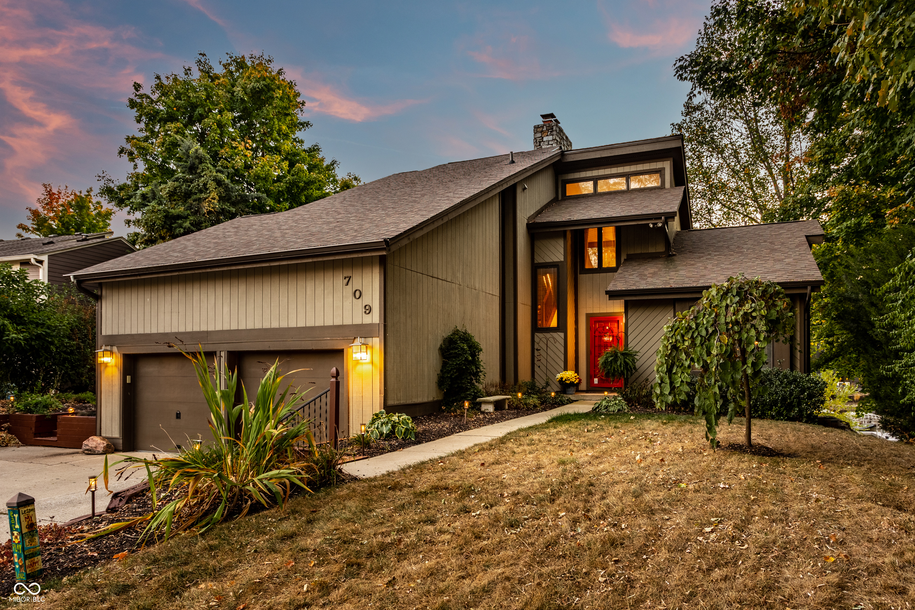 709 Pleasant Point Circle