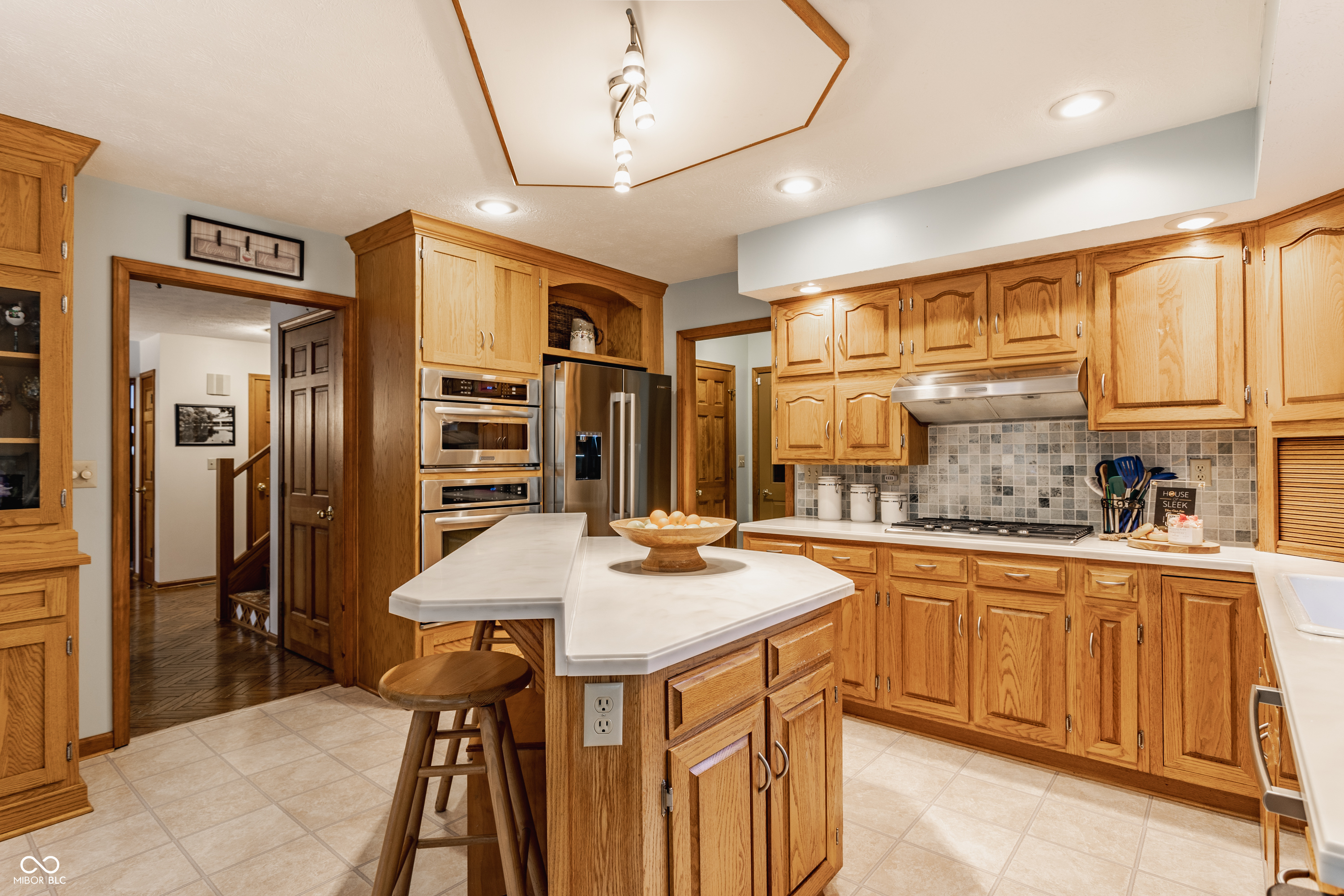 709 Pleasant Point Circle