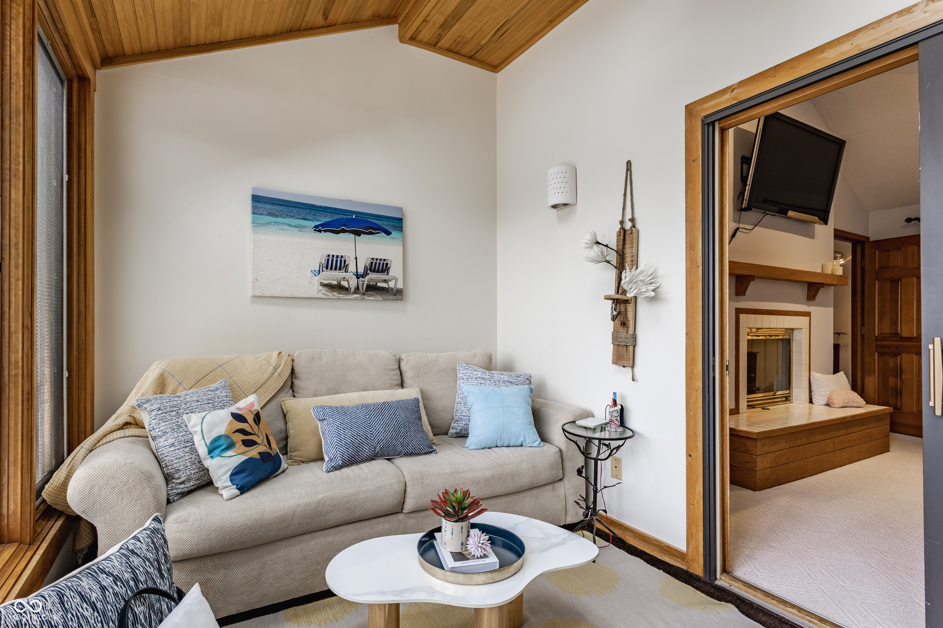 709 Pleasant Point Circle