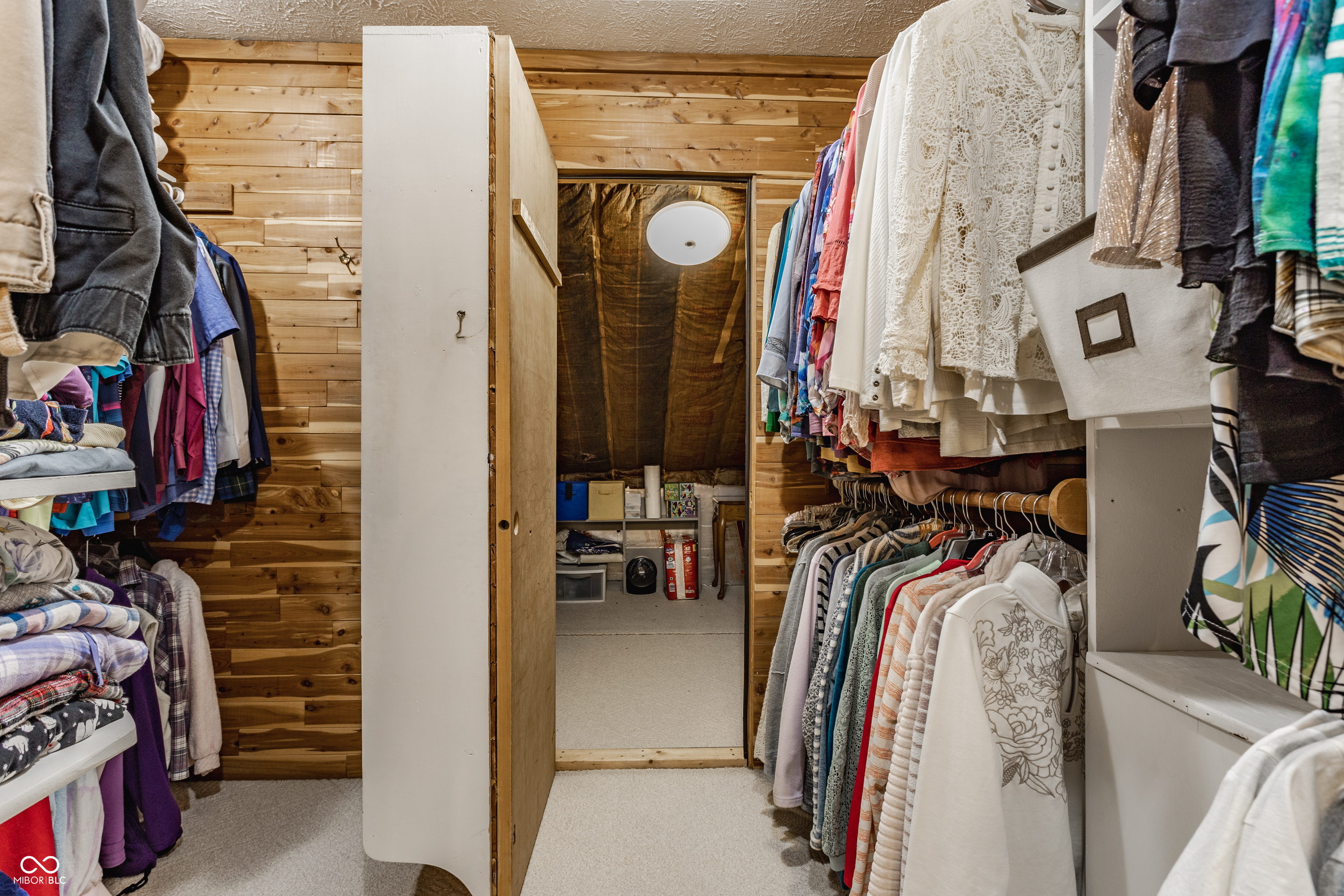 709 Pleasant Point Circle