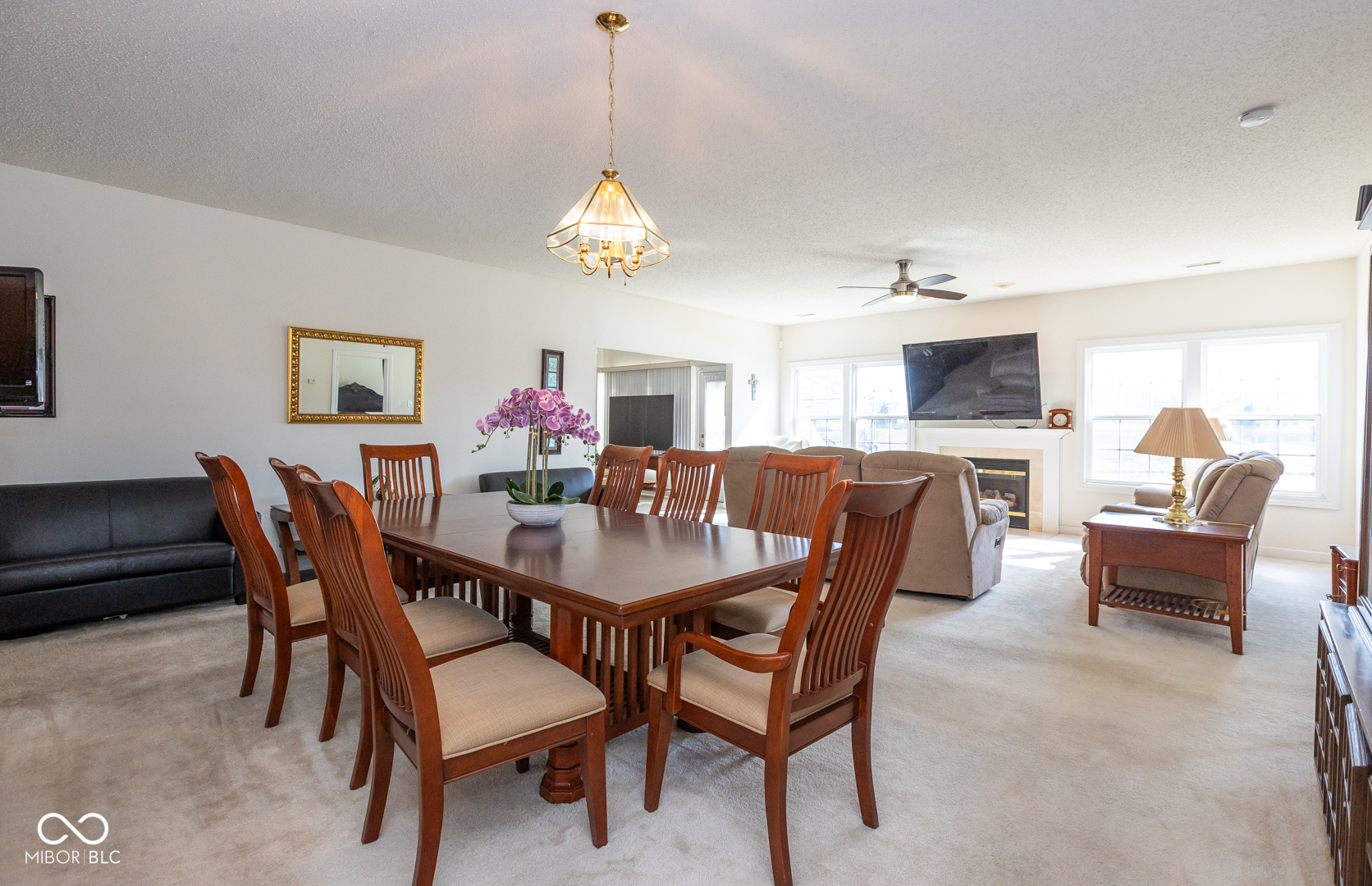 1085 Sassafras Trail