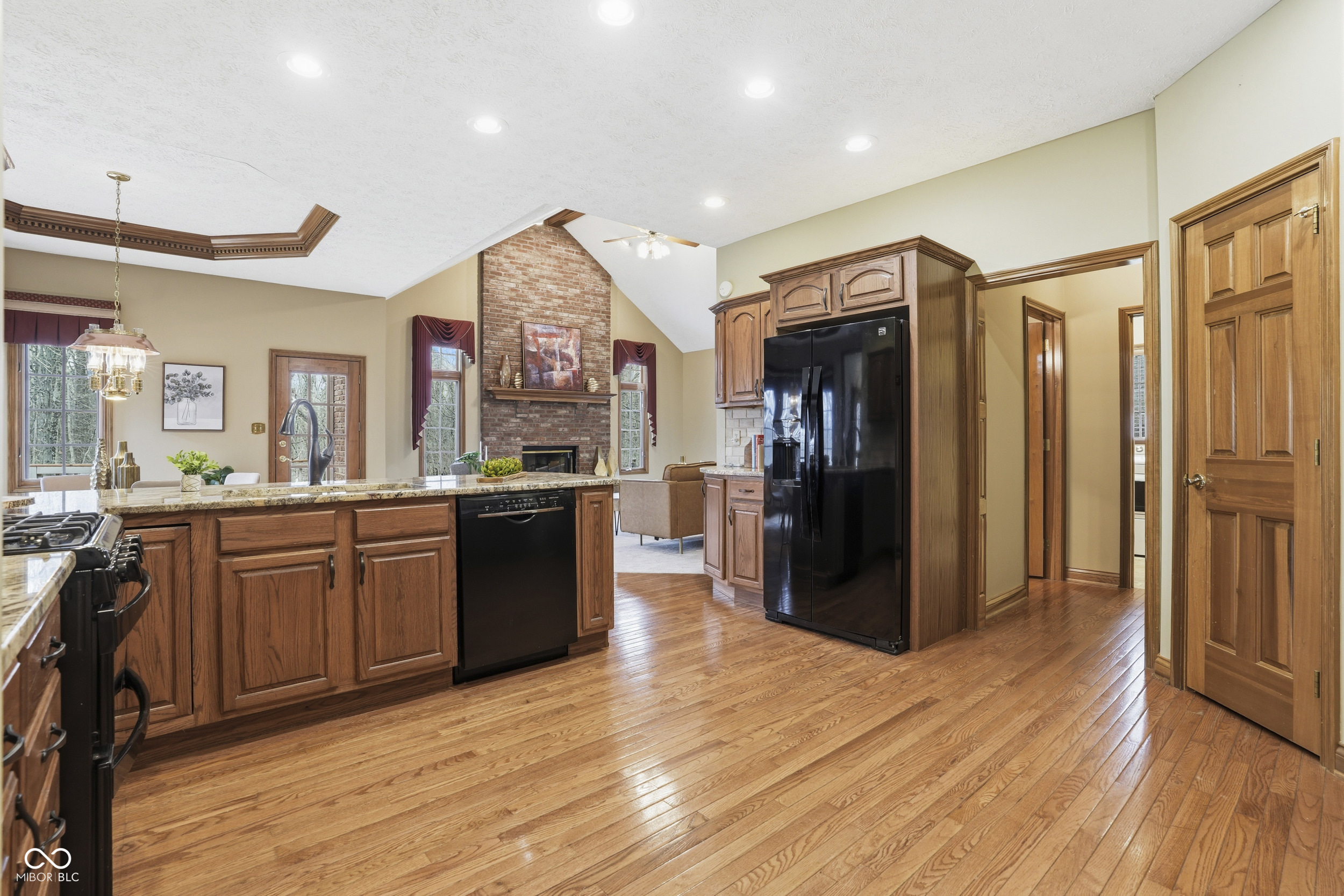 7567 Meadow Violet Court