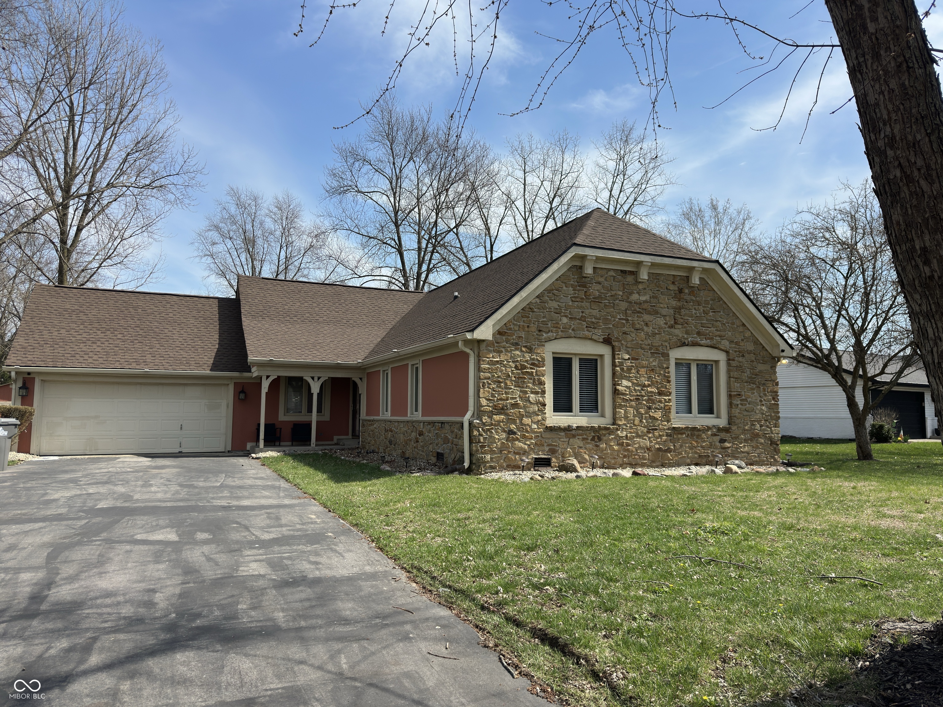 8341 Christiana Lane