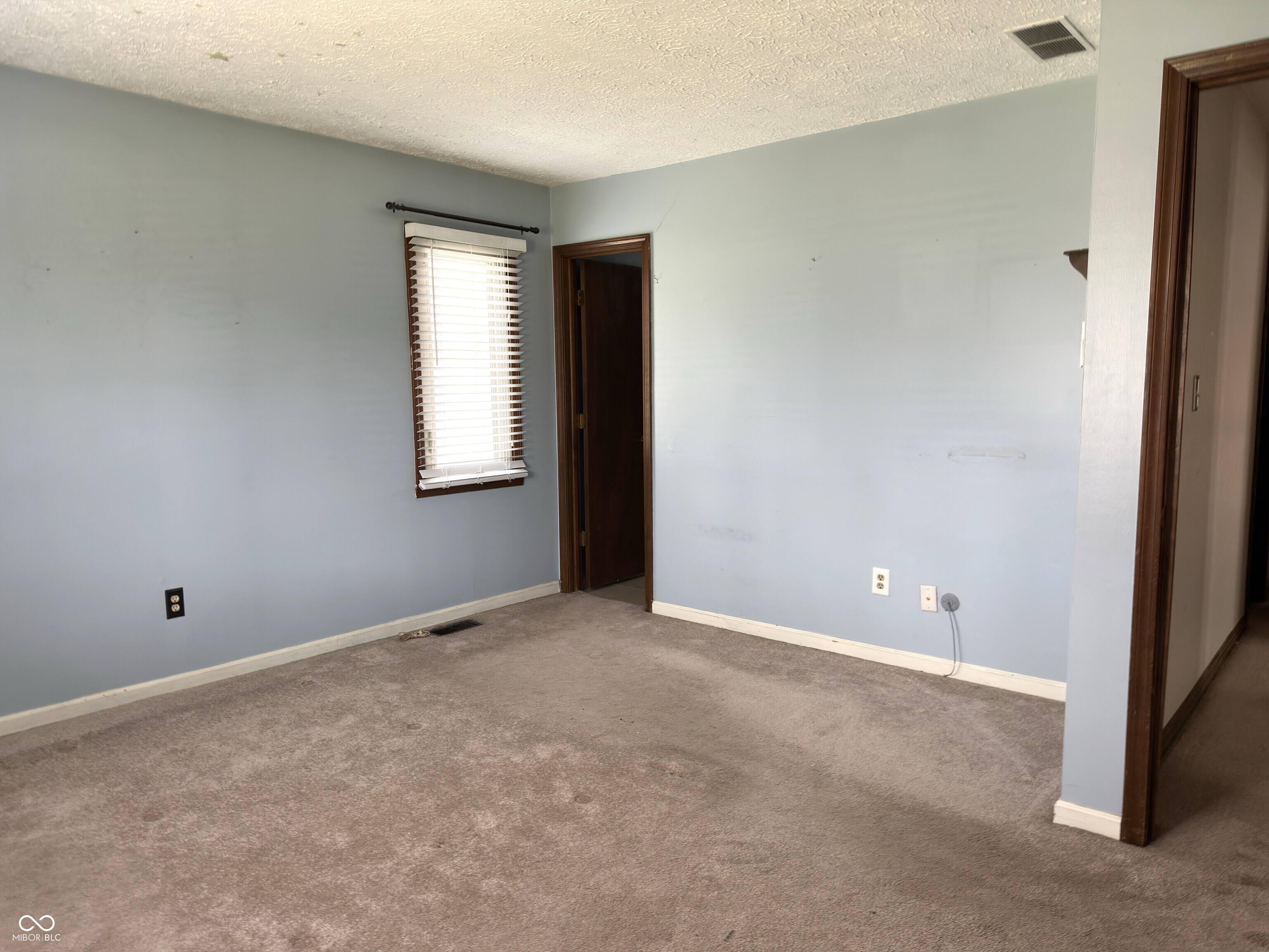 8341 Christiana Lane