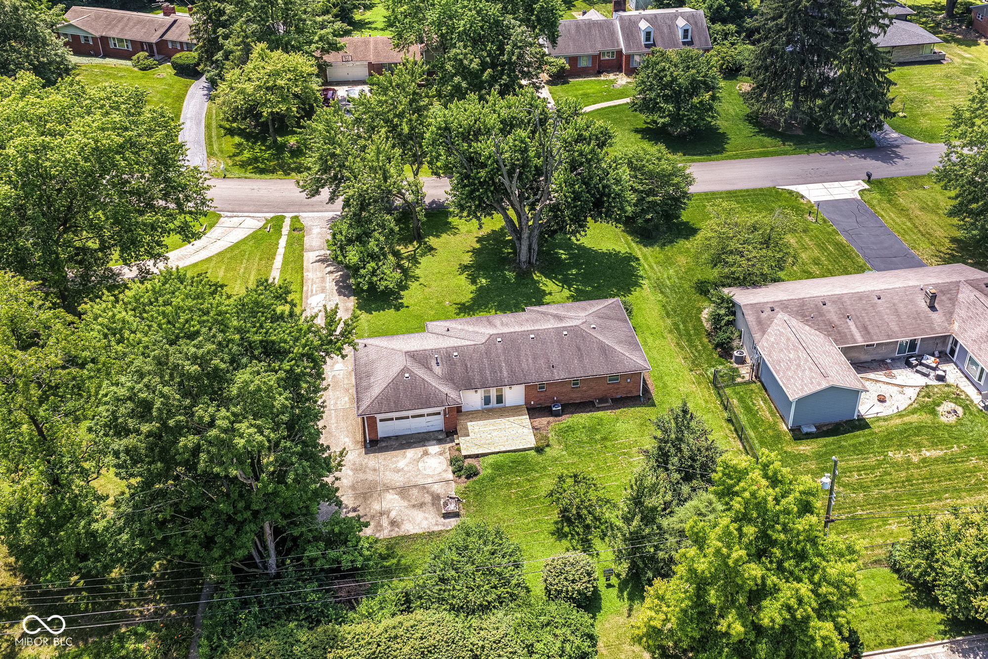 1526 Orchard Park Drive N